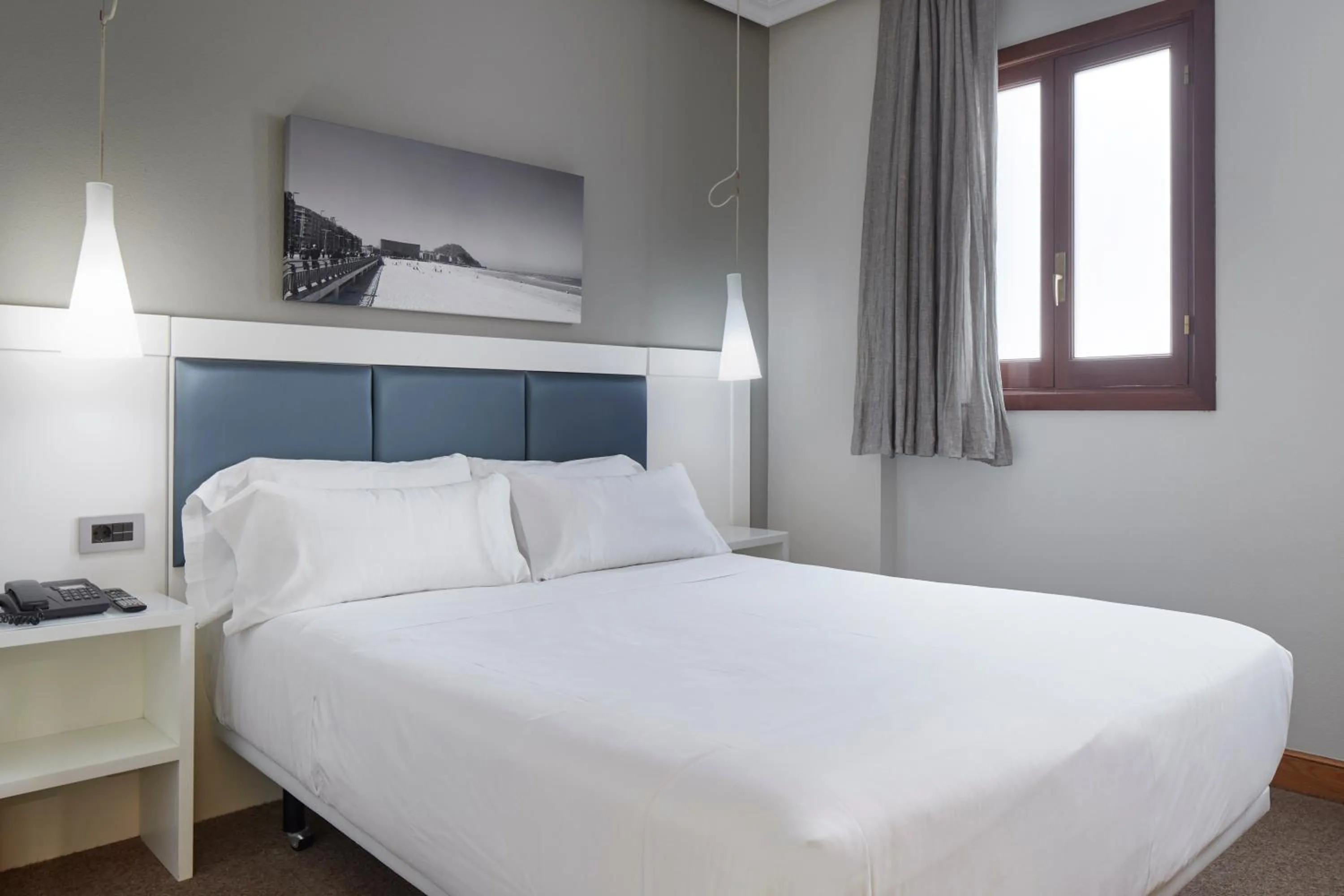 Bed in Pensión Alemana