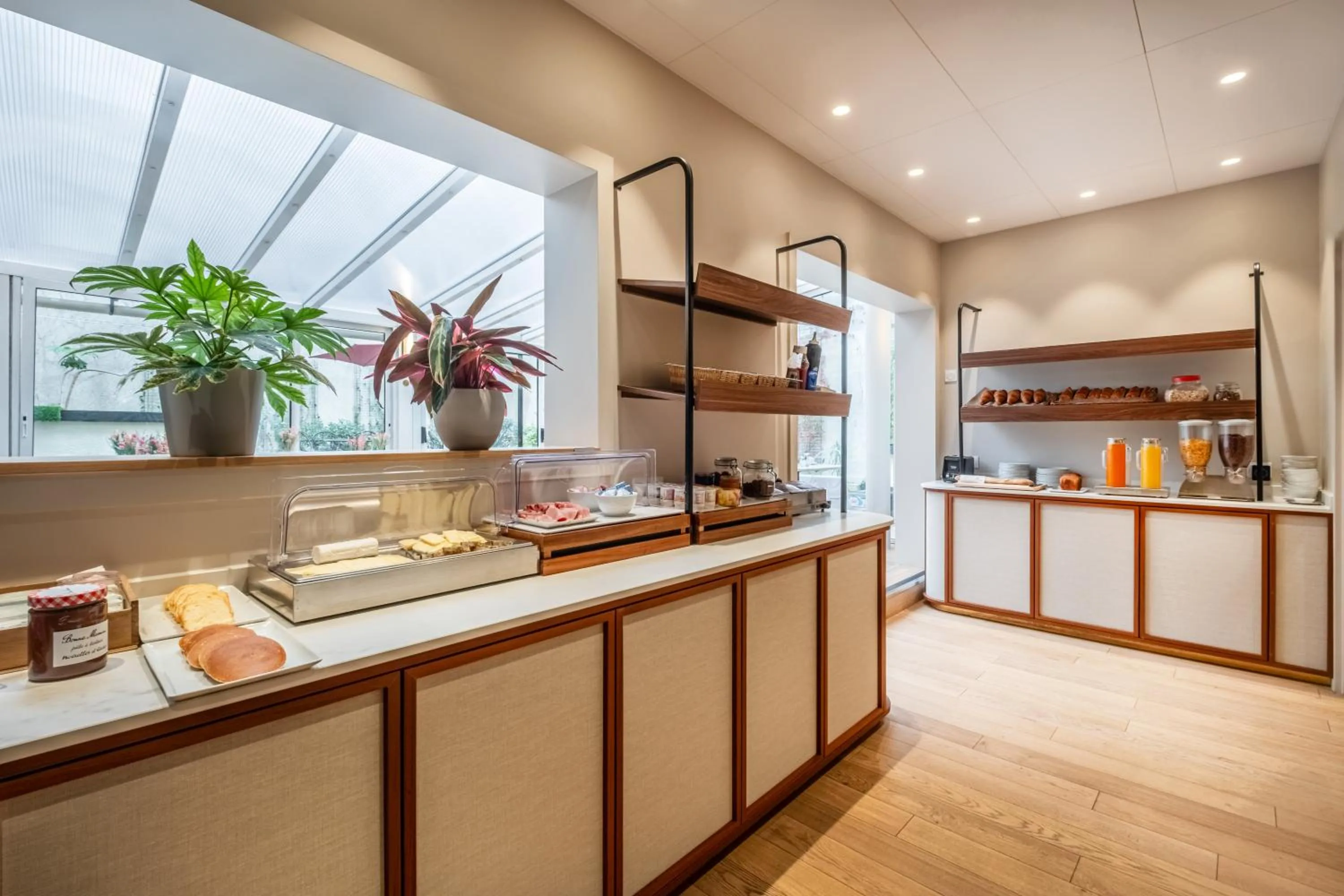 Breakfast in Dièse Hôtel Bastille