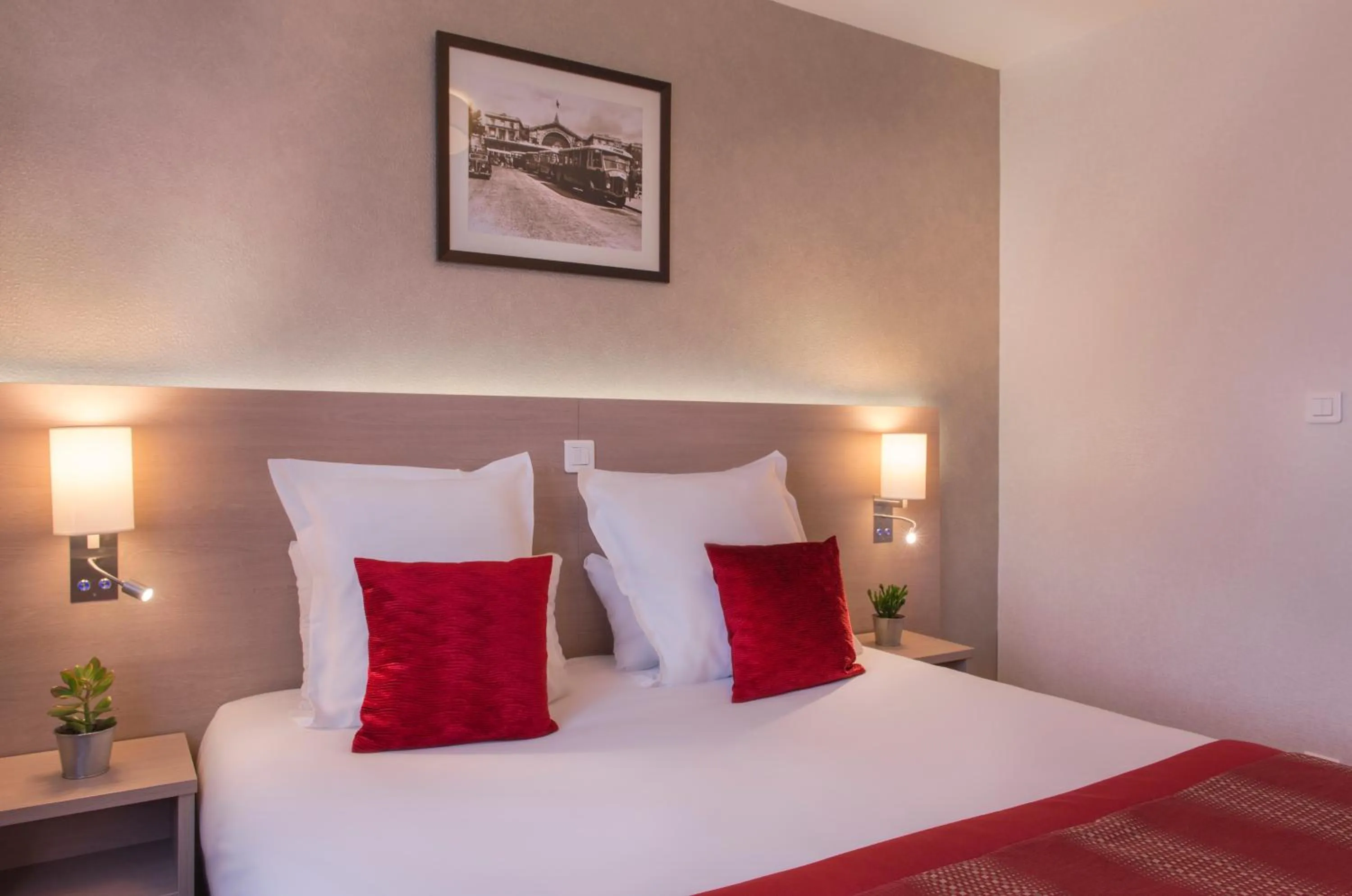 Bed in Dièse Hôtel Bastille