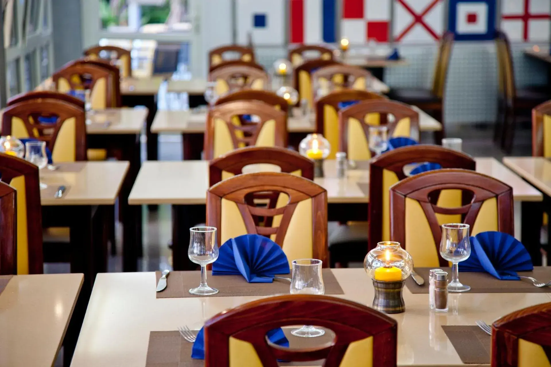 Restaurant/places to eat in Cura Sol Restaurant/places to eat in Cura Sol