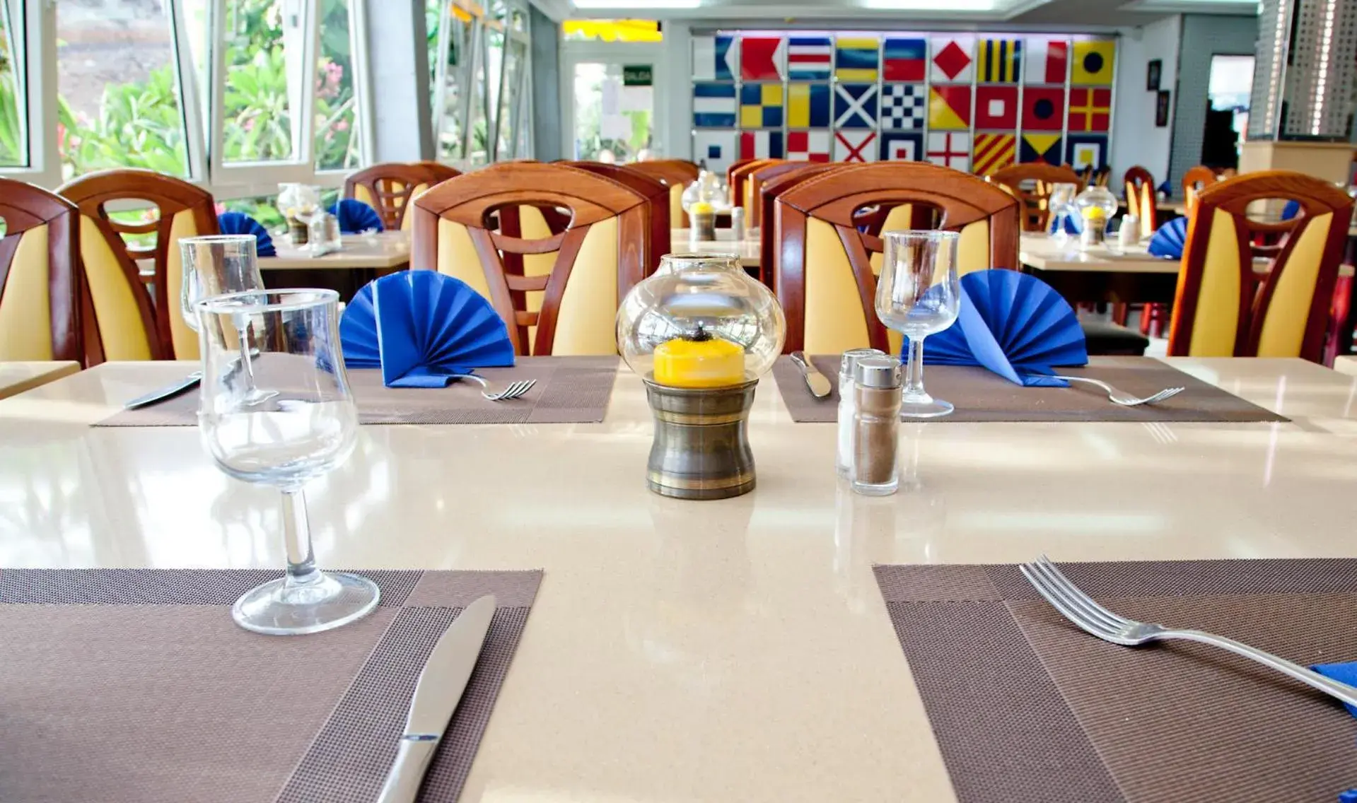 Restaurant/places to eat in Cura Sol Restaurant/places to eat in Cura Sol