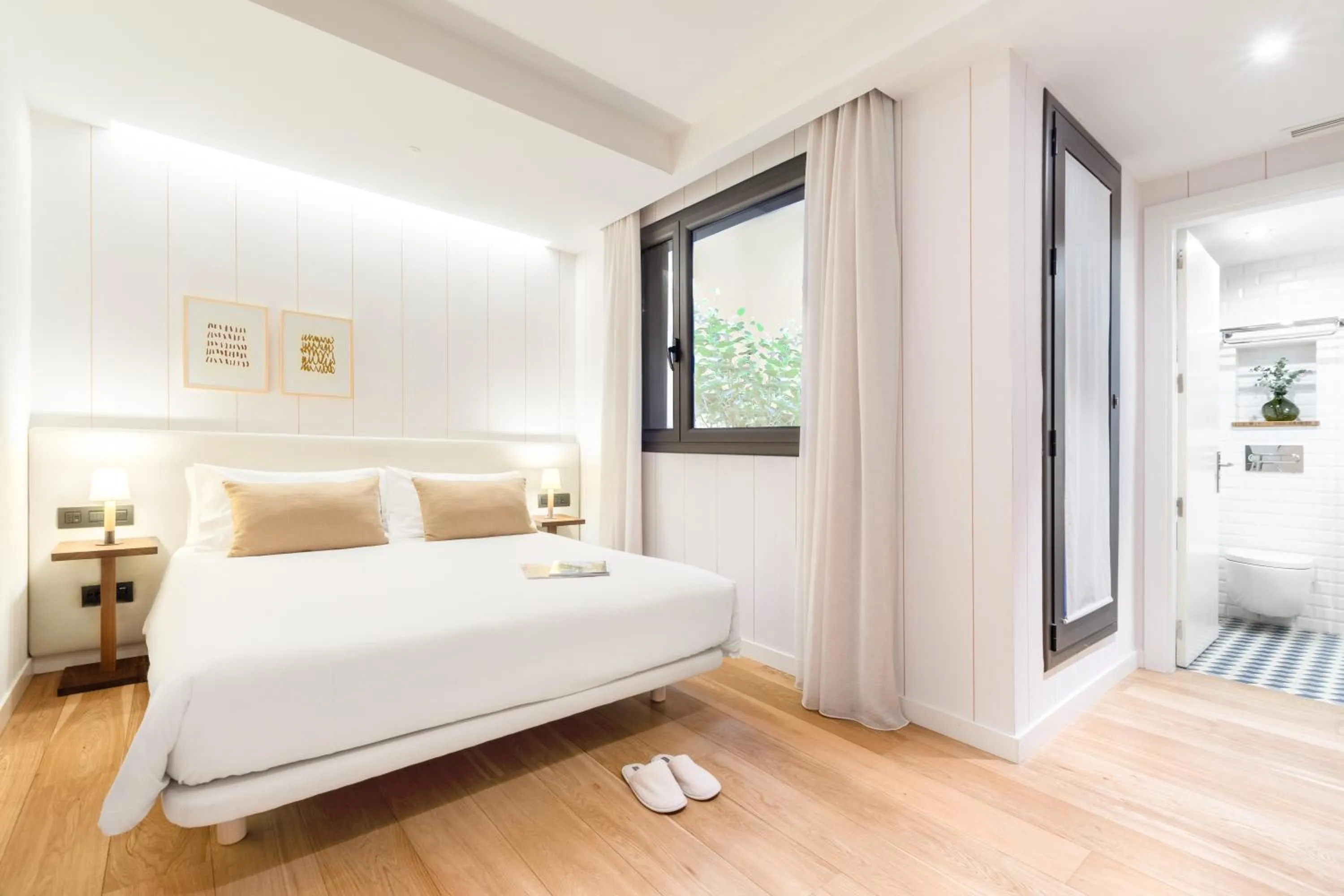 Bed in Casa Bella Gracia by Aspasios