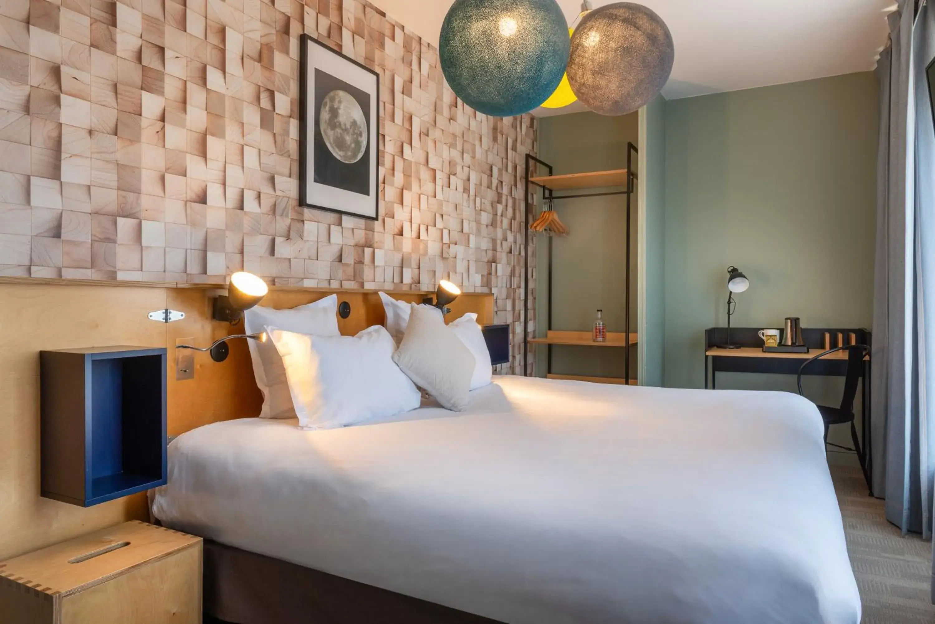 Bed in Hotel Bootcamp Bed in Hotel Bootcamp