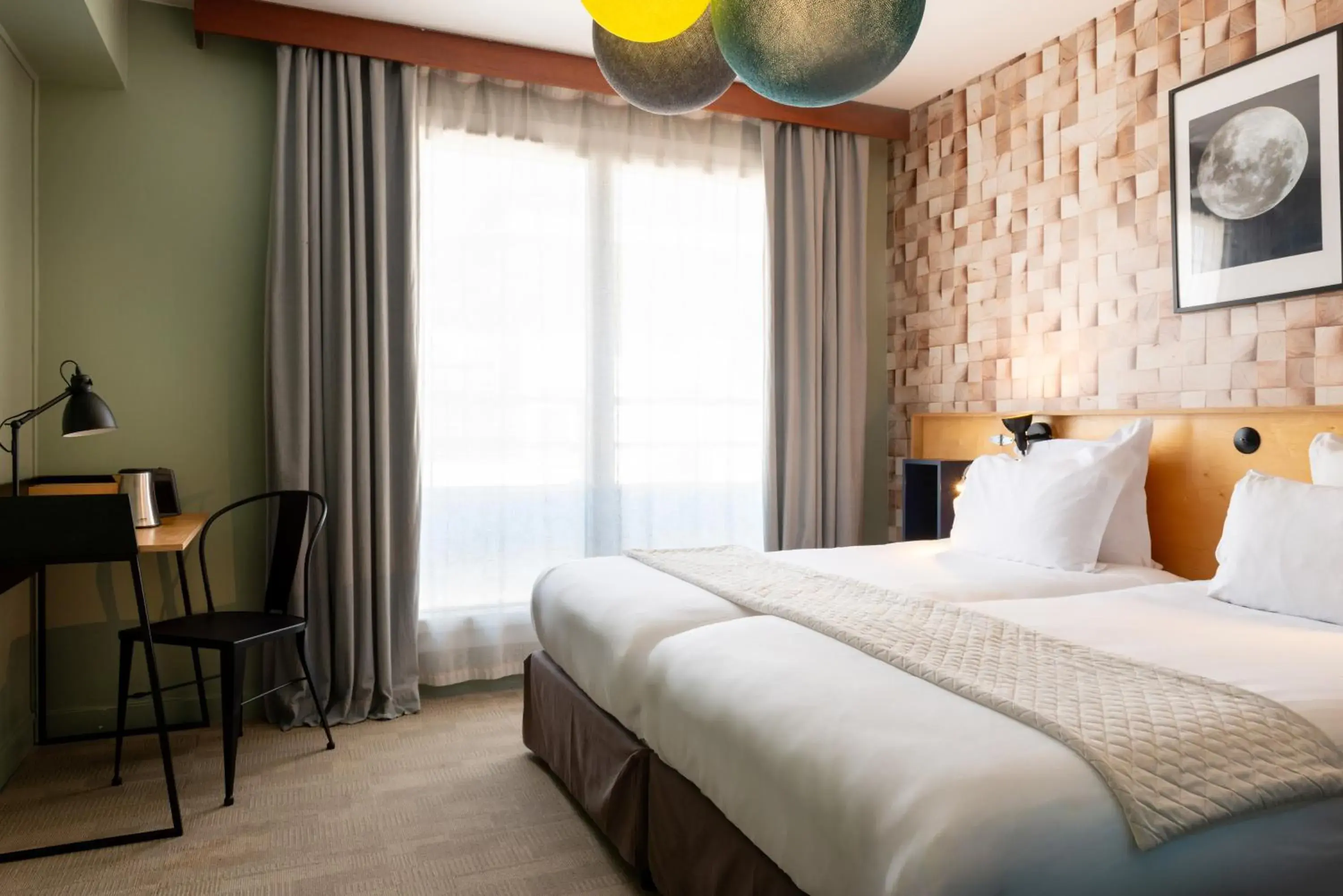 Bed in Hotel Bootcamp Bed in Hotel Bootcamp