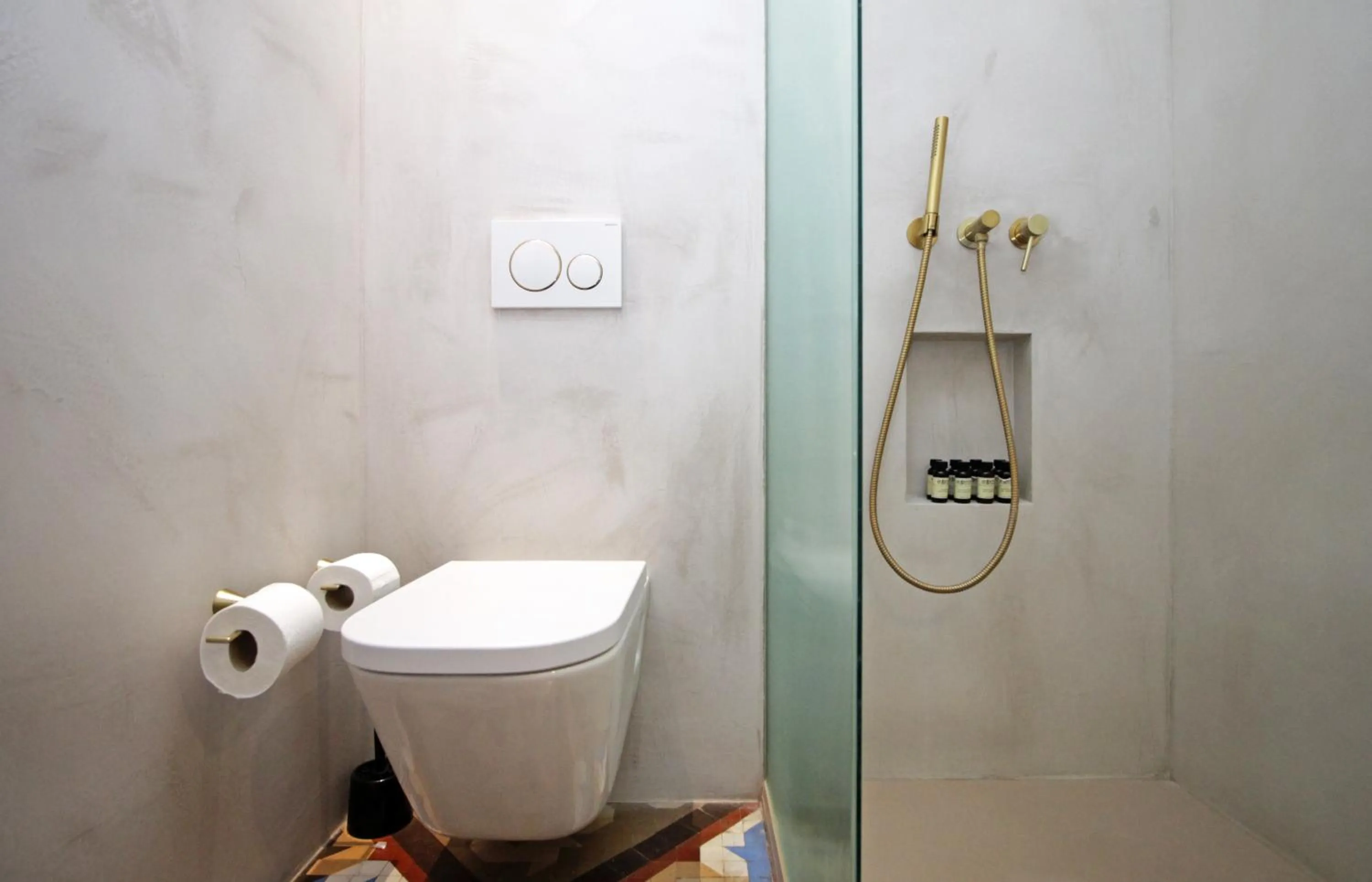Shower in BUHO Boutique Rooms