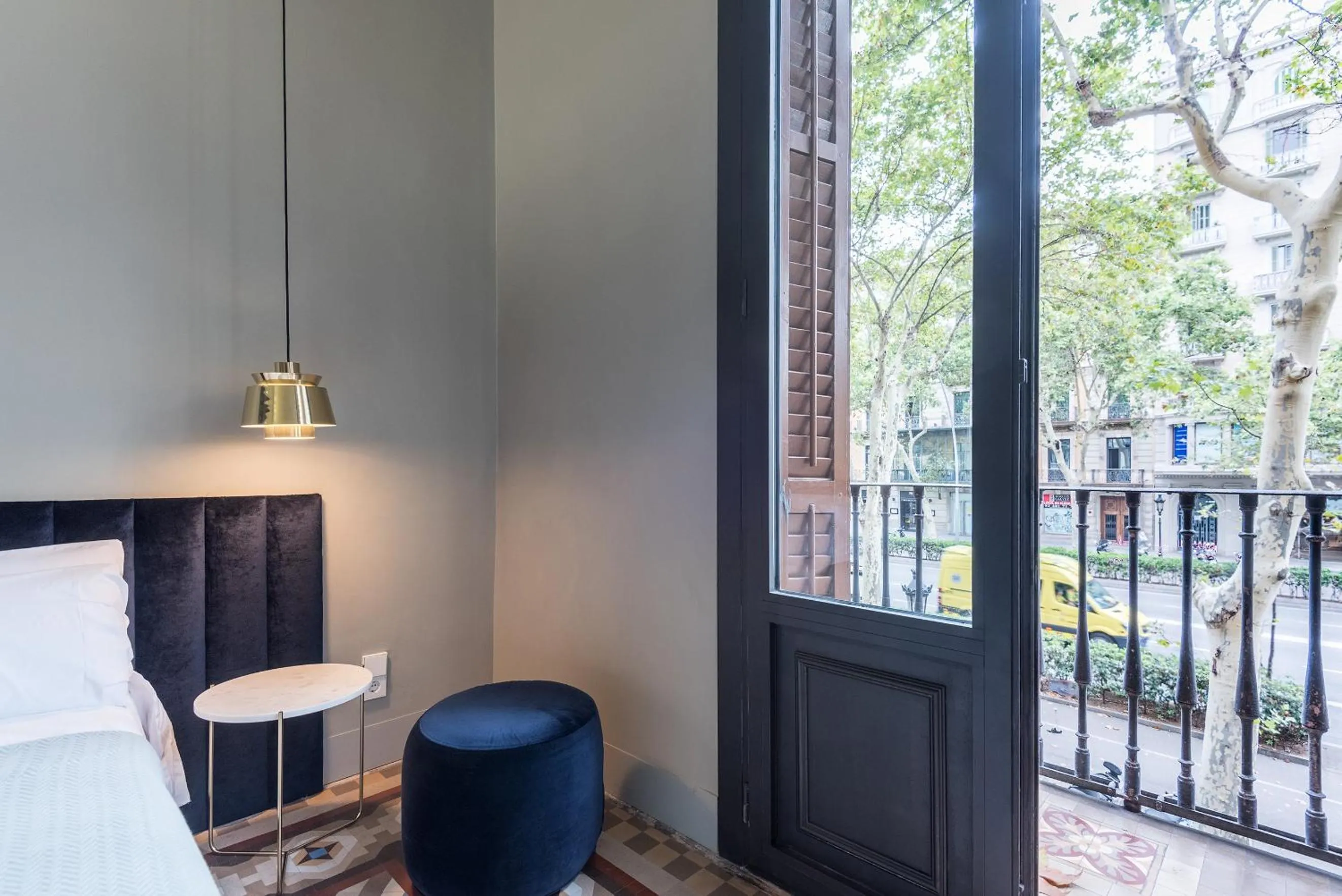 TV and multimedia, Bed in BUHO Boutique Rooms