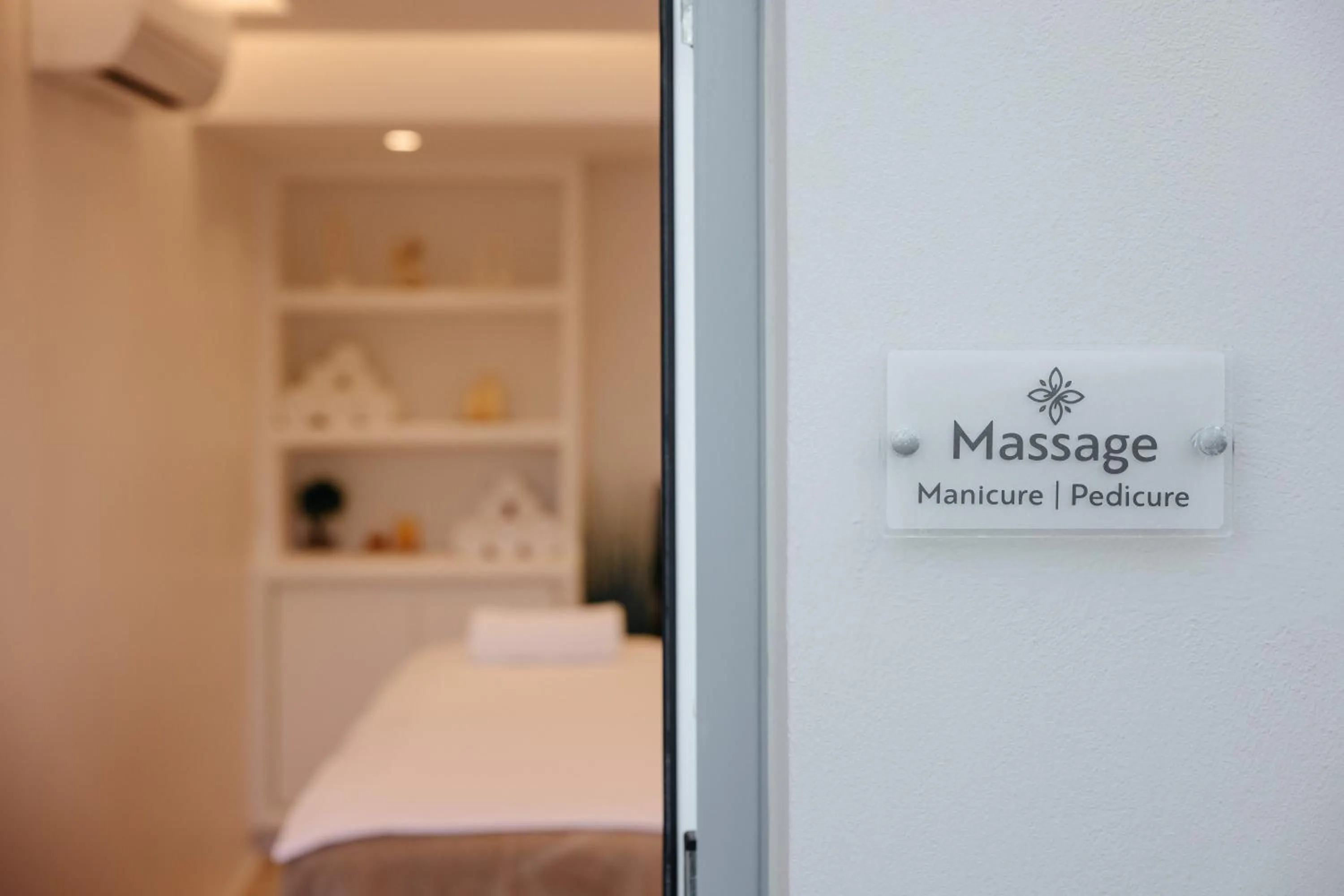 Massage in Kouros Art Hotel - Designed for Adults
