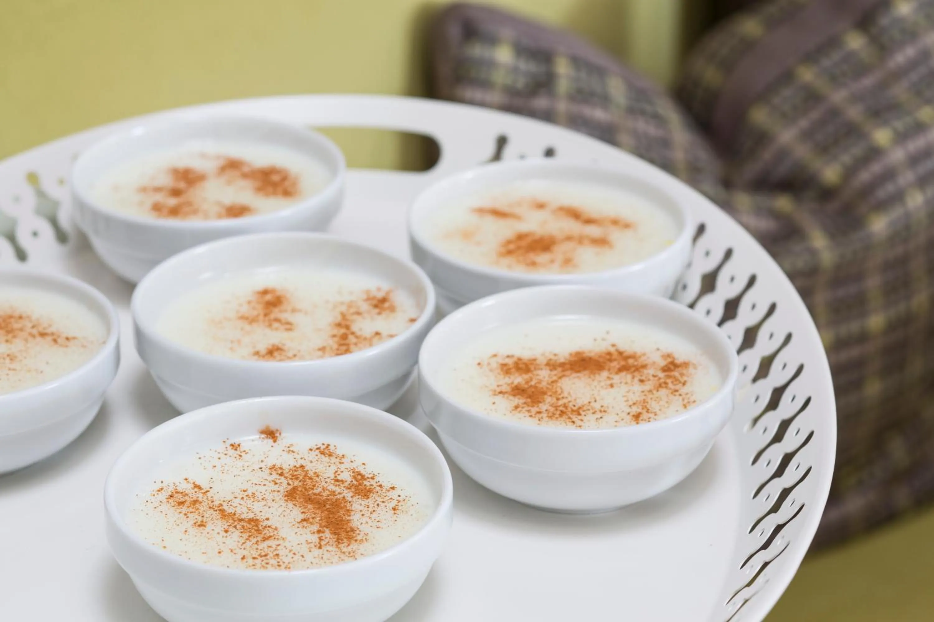 Food in Kouros Art Hotel - Designed for Adults