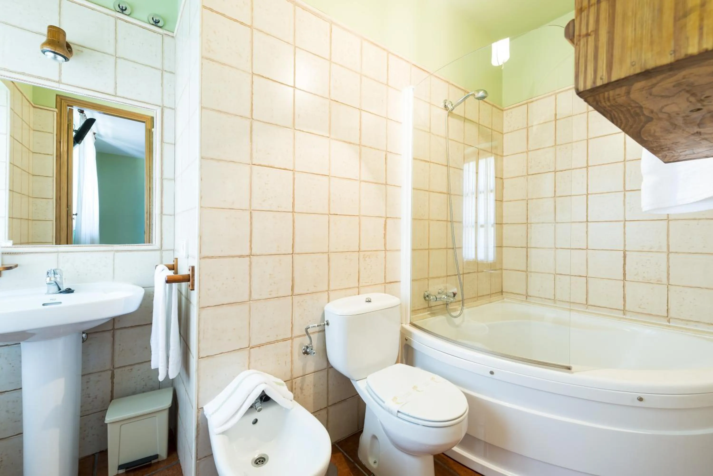 Bathroom in Hotel Rural Valle de Ancares