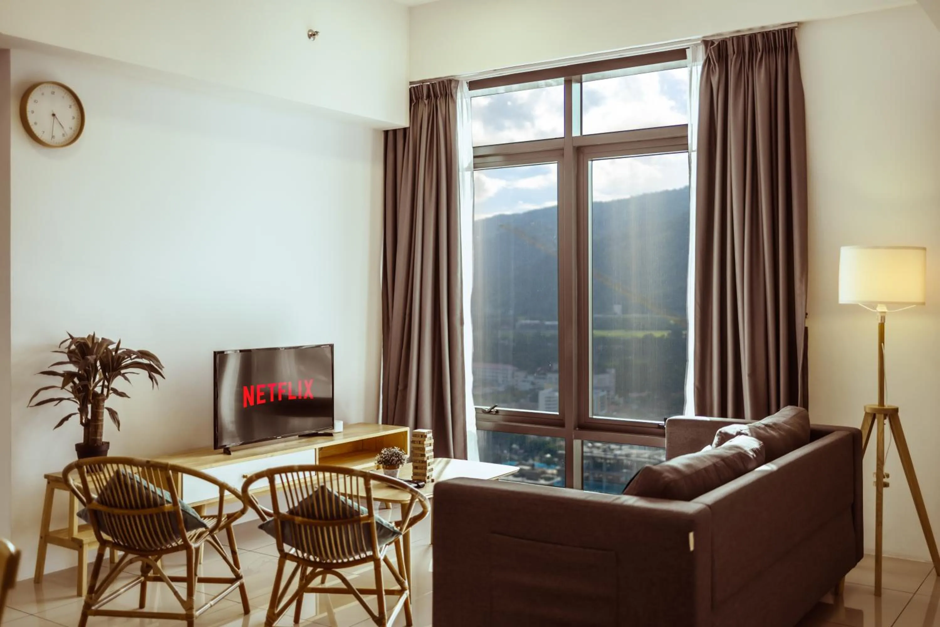 Muji X Tiffany - City and Hill View 3BR at 218 Tropicana NEAR Komtar Food Heaven with Netflix & TV Box
