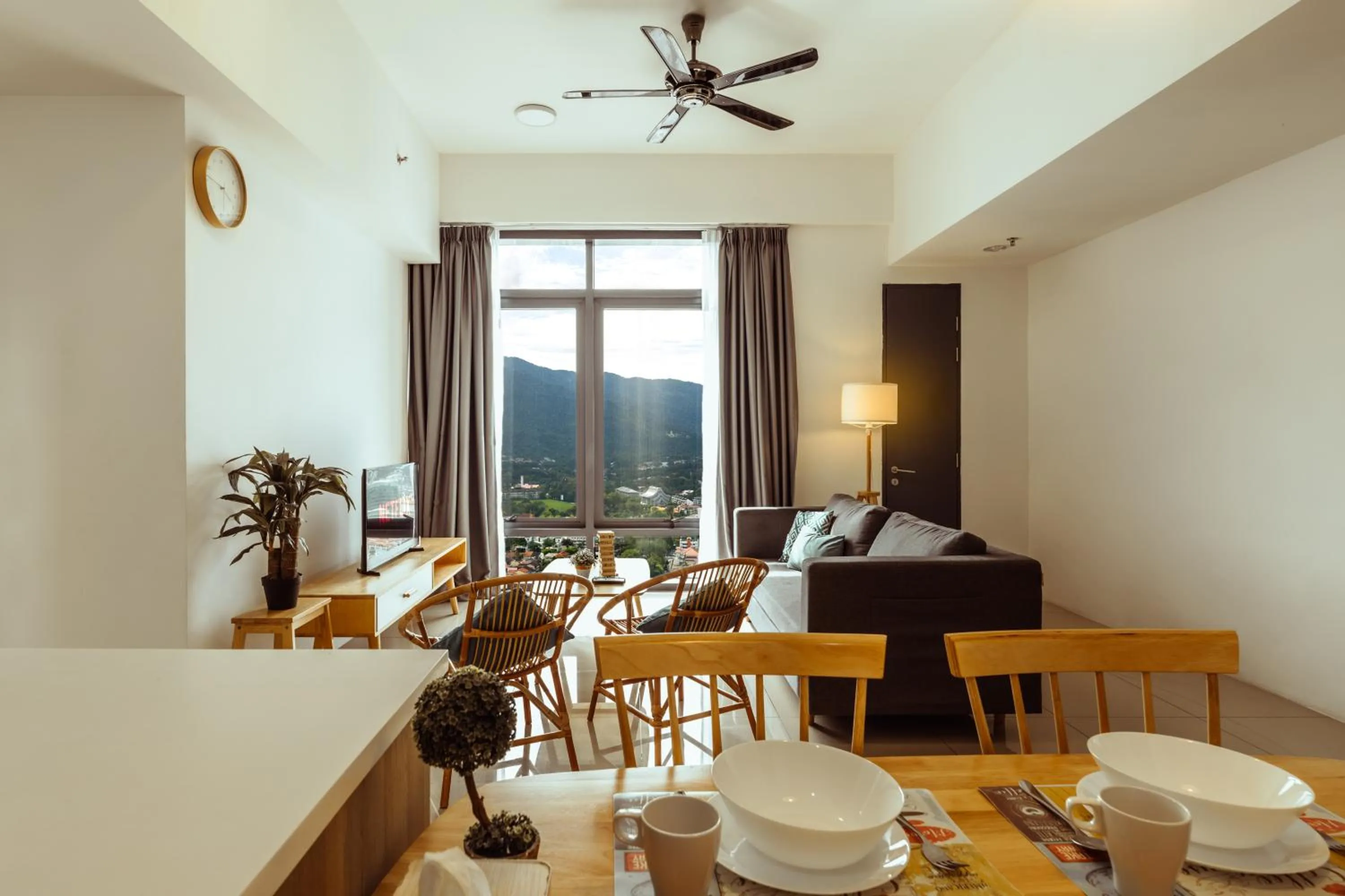 Muji X Tiffany - City and Hill View 3BR at 218 Tropicana NEAR Komtar Food Heaven with Netflix & TV Box