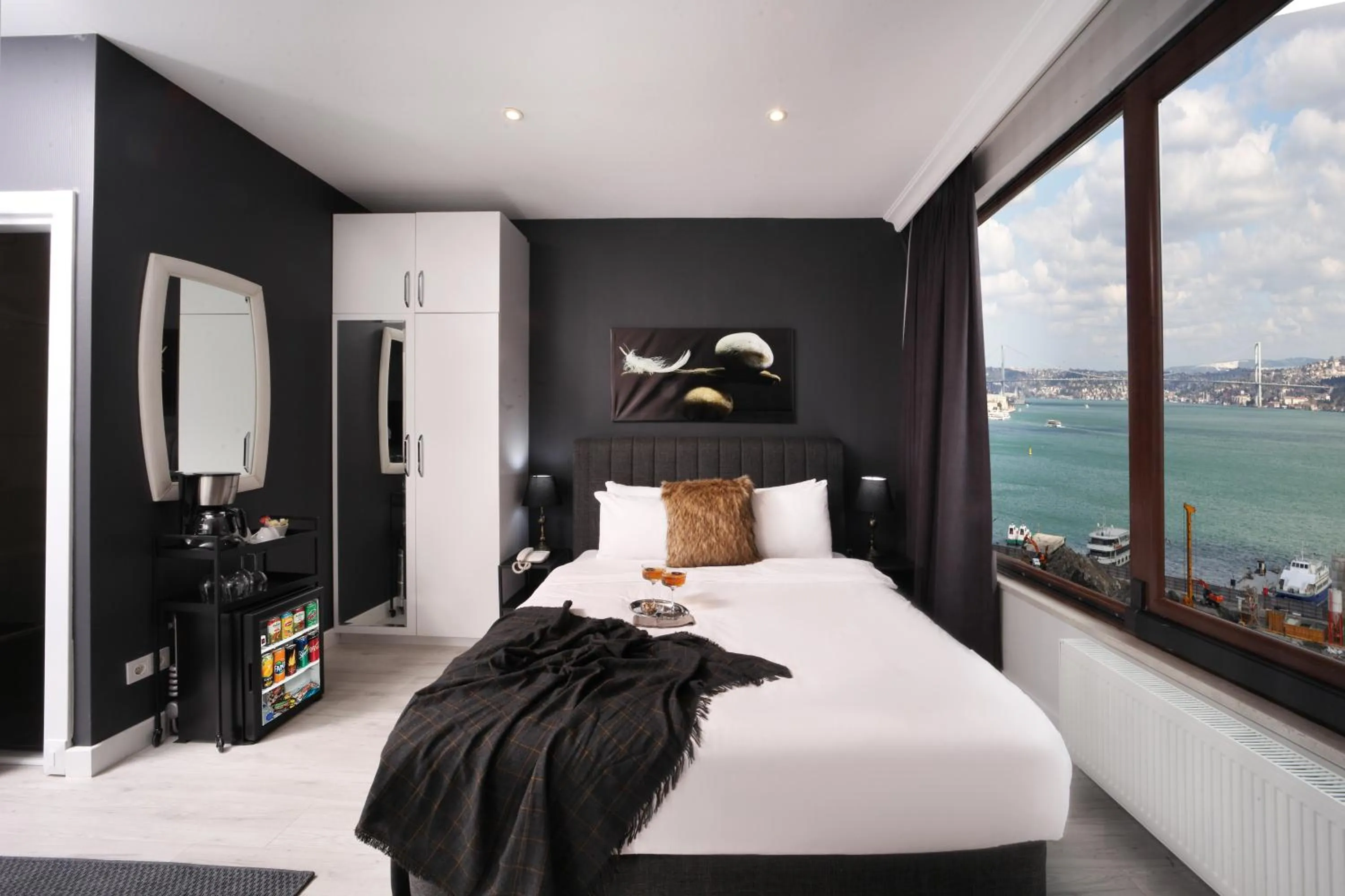 Photo of the whole room in Etiz Hotels Bosphorus