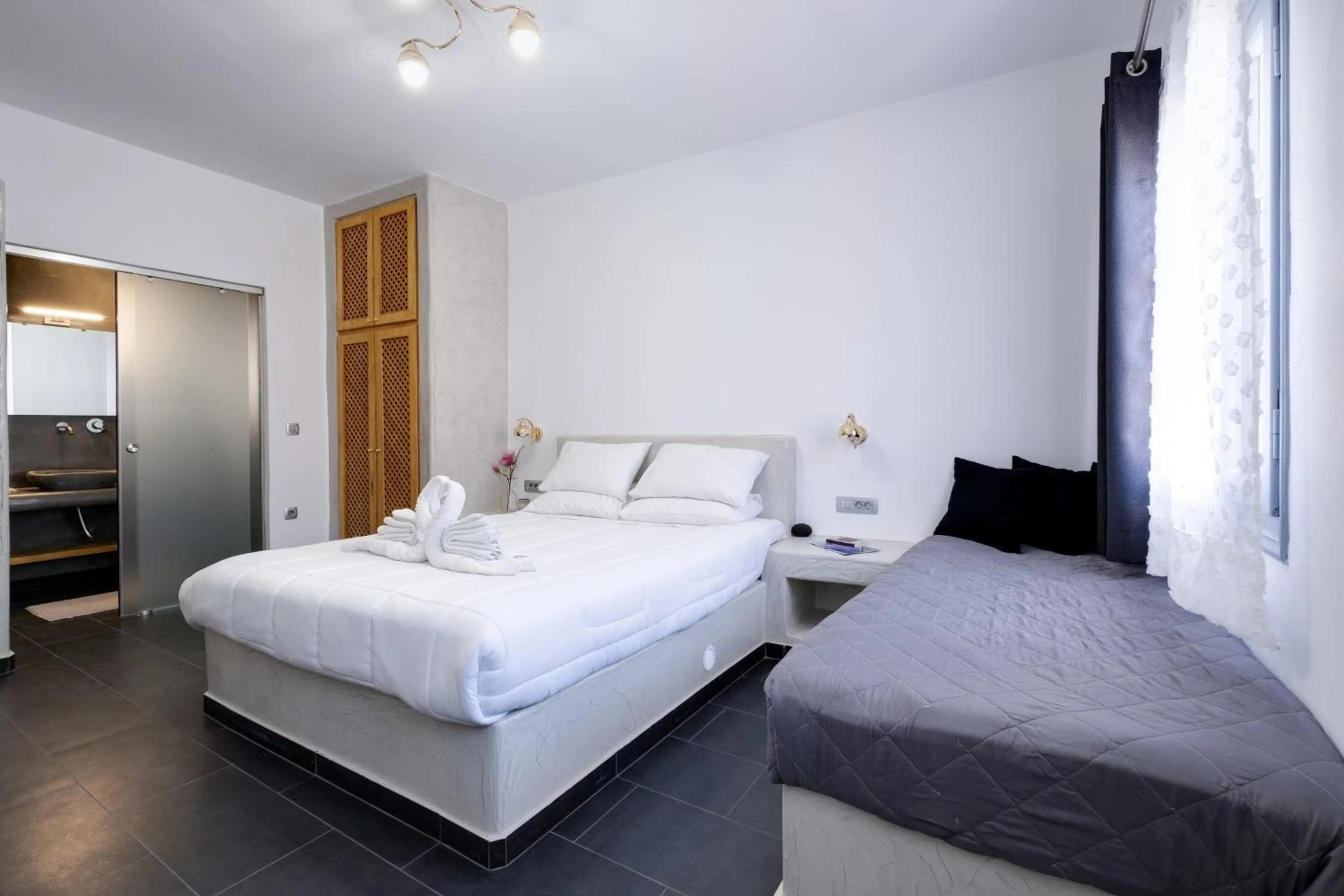 Bed in Beach Houses Santorini