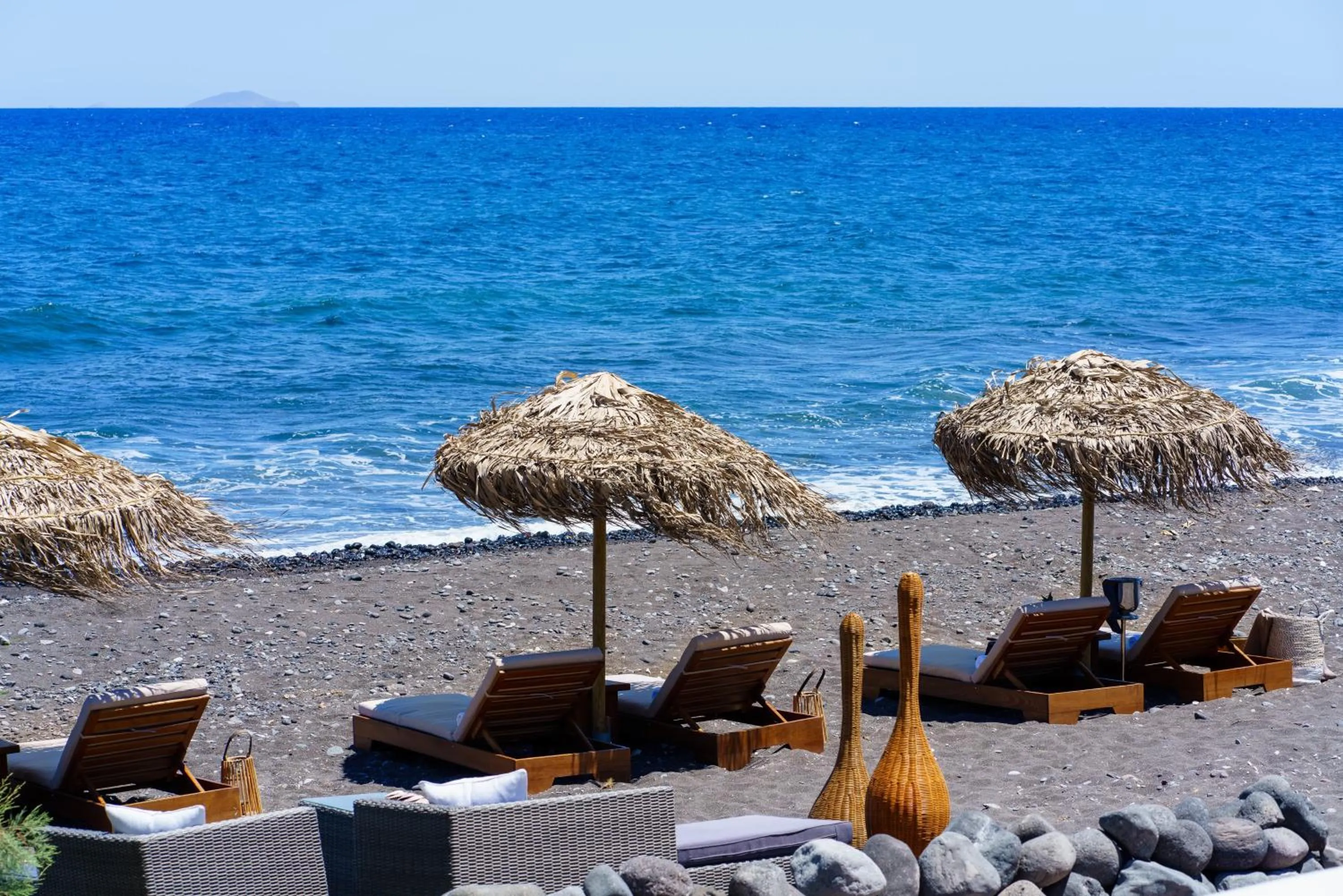 Beach in Beach Houses Santorini