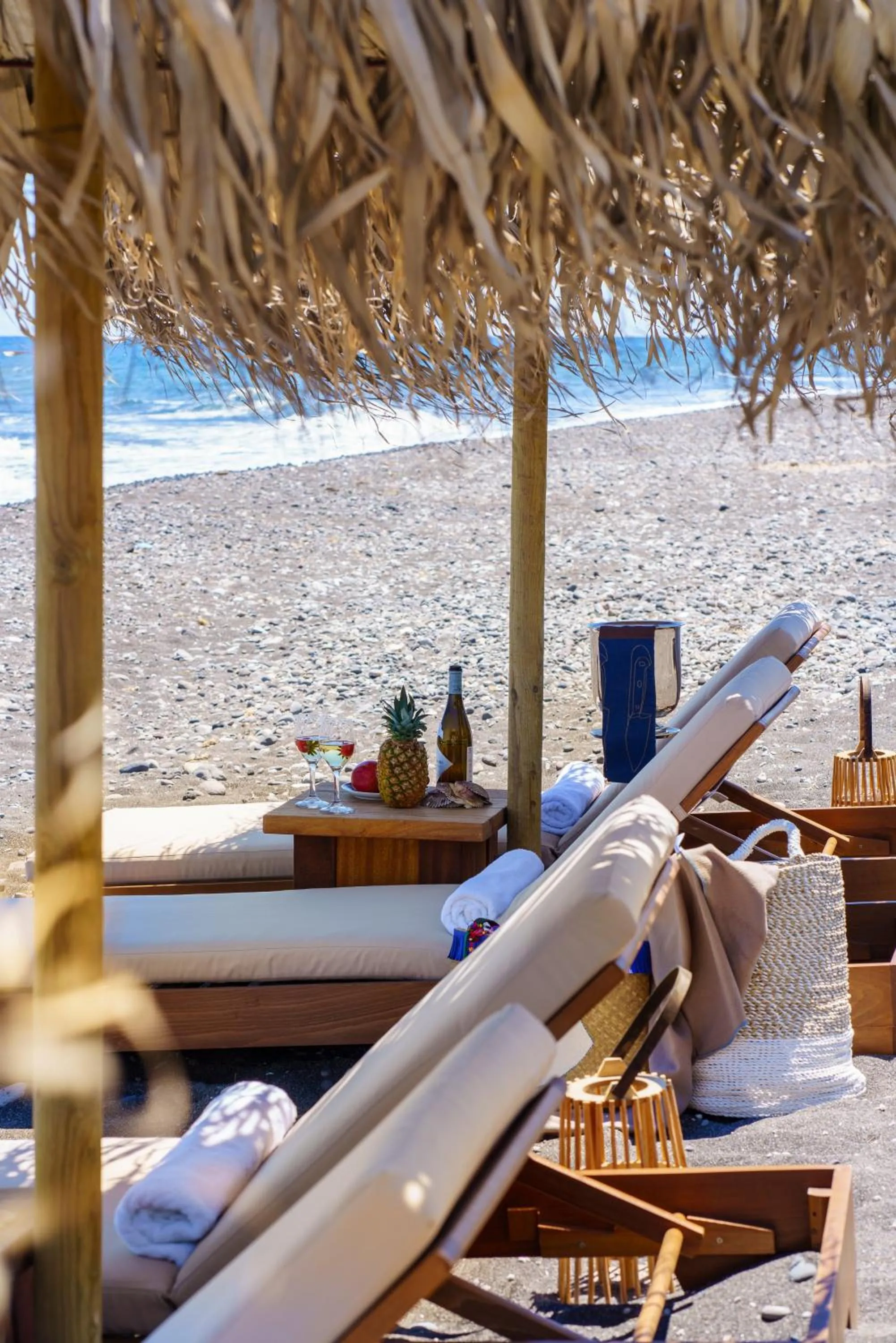 Beach in Beach Houses Santorini