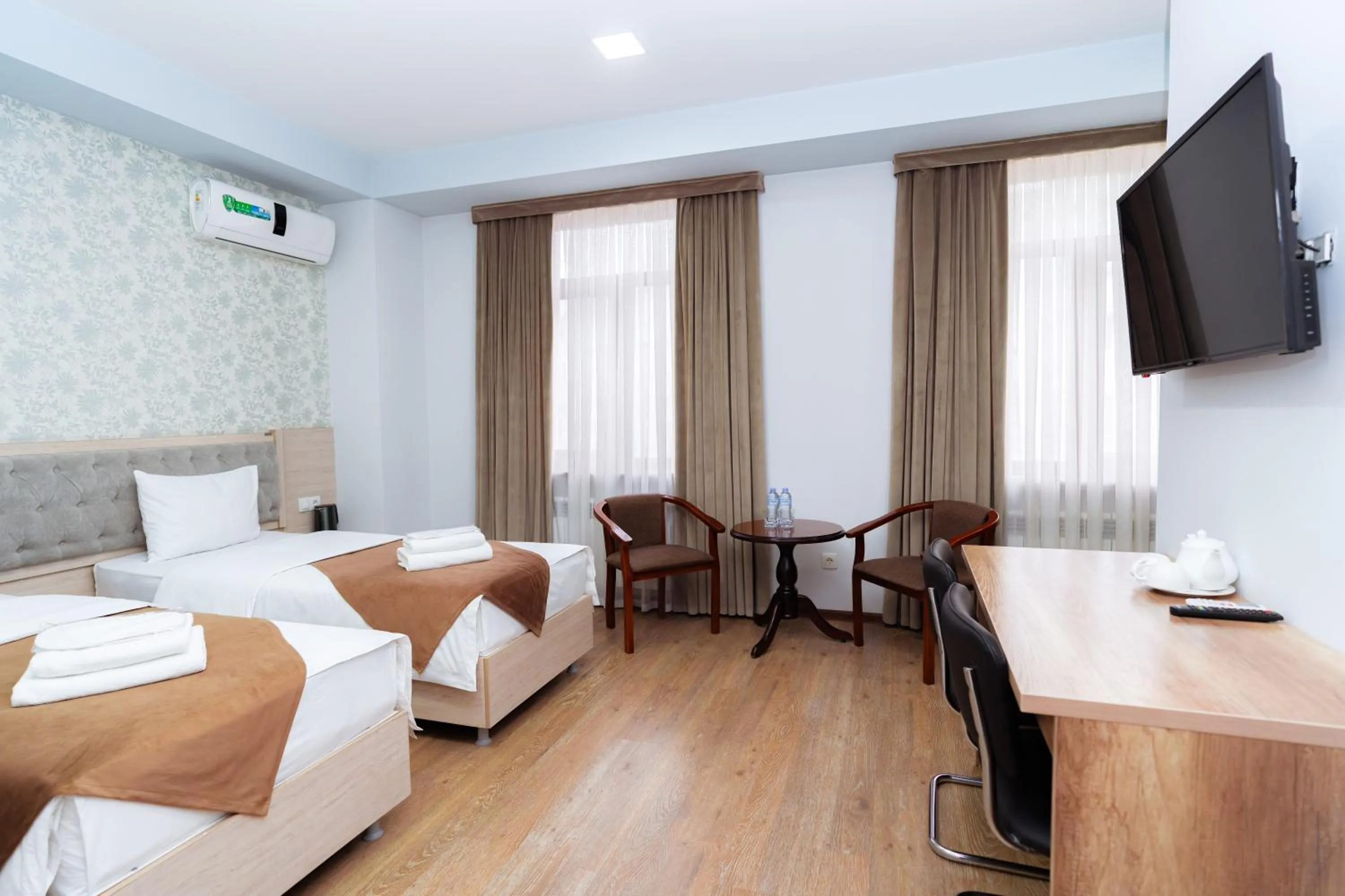 Photo of the whole room, Bed in Diamond Hotel Tashkent