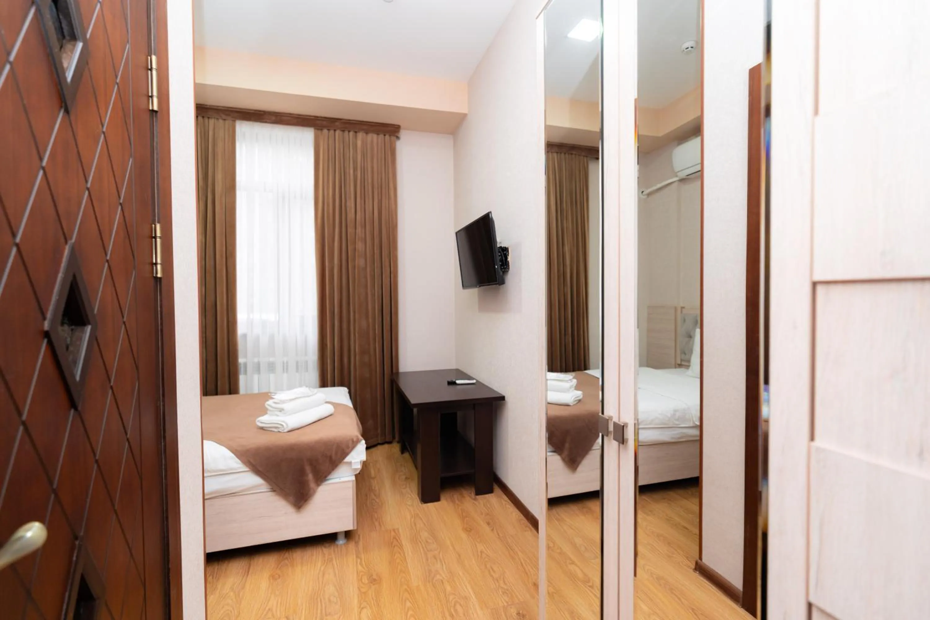 Photo of the whole room, Bed in Diamond Hotel Tashkent