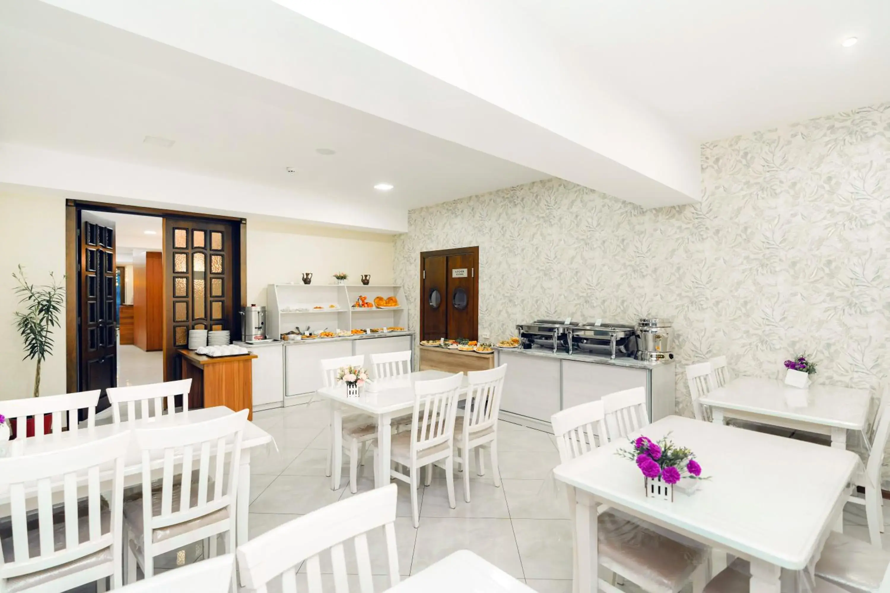 Restaurant/places to eat in Diamond Hotel Tashkent Restaurant/places to eat in Diamond Hotel Tashkent