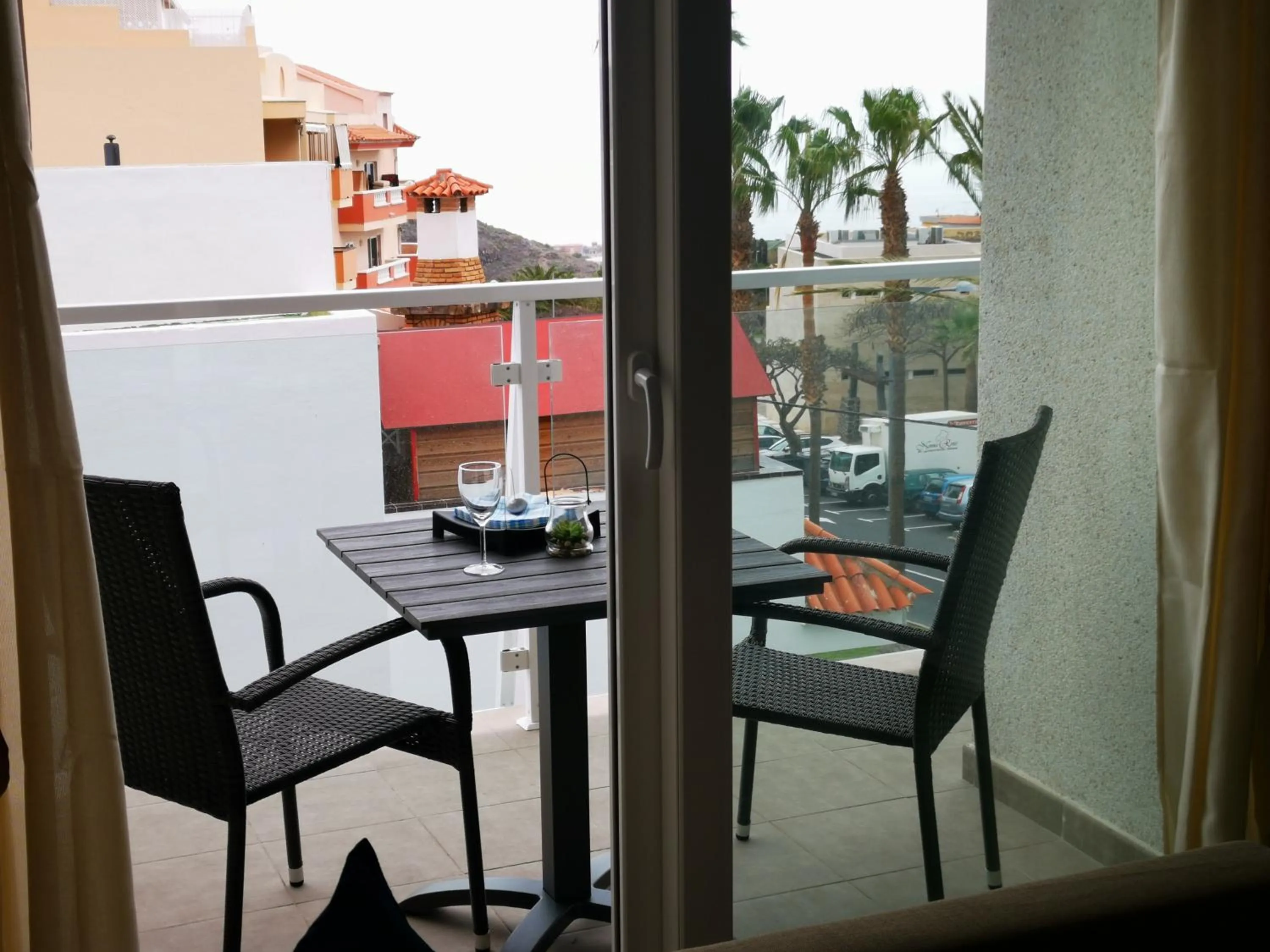 Balcony/Terrace in Relax in costa Adeje Appartamento 5 posti letto vicino Bus Stop