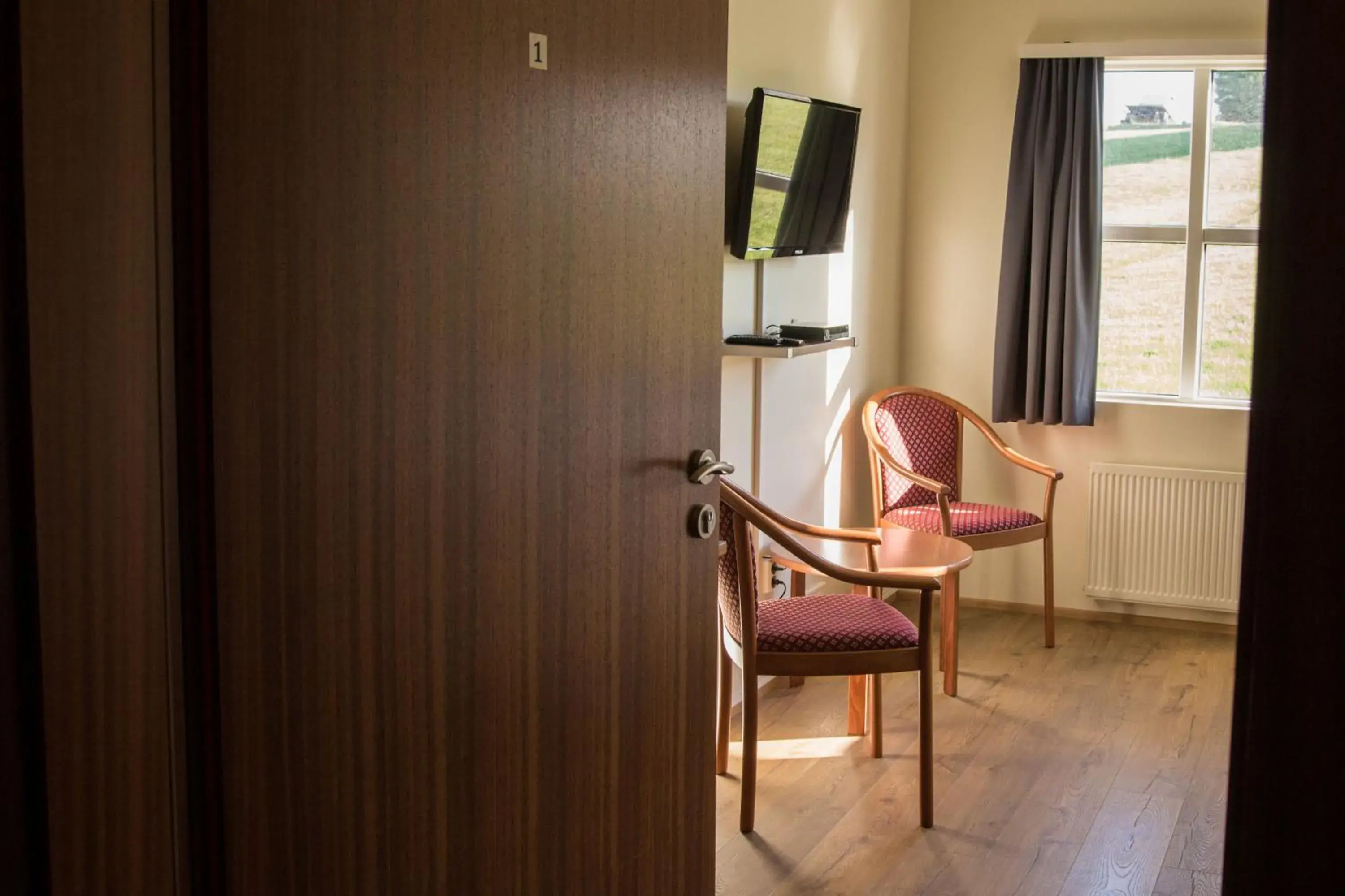 Double or Twin Room in Skipalaekur Guesthouse Double or Twin Room in Skipalaekur Guesthouse