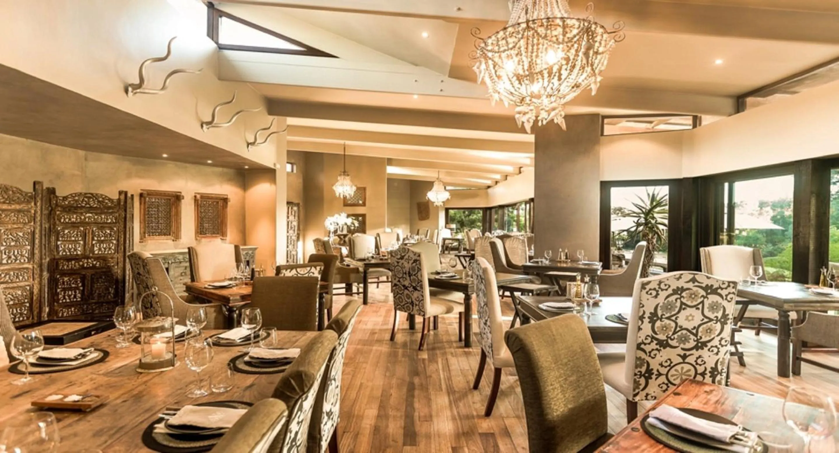 Restaurant/places to eat in Hunter's Country House