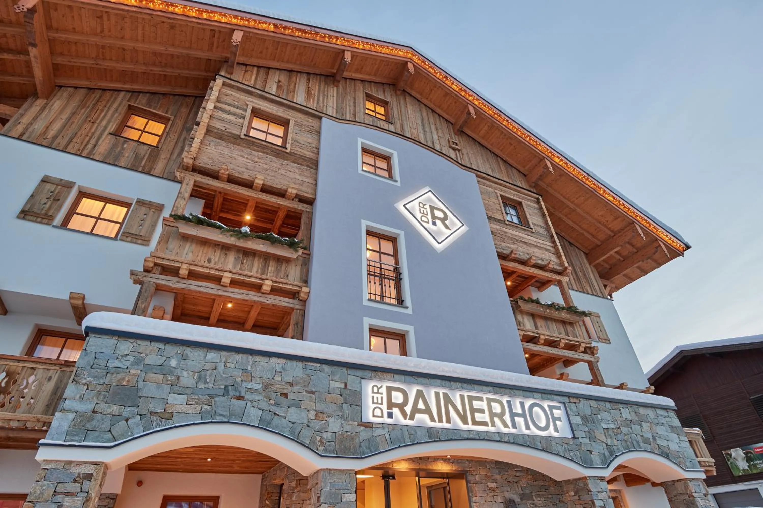 Facade/entrance in Rainerhof