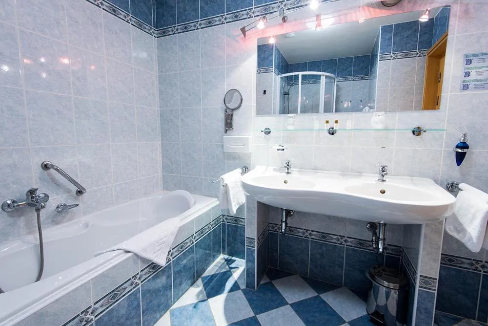 Property building in Monti Spa