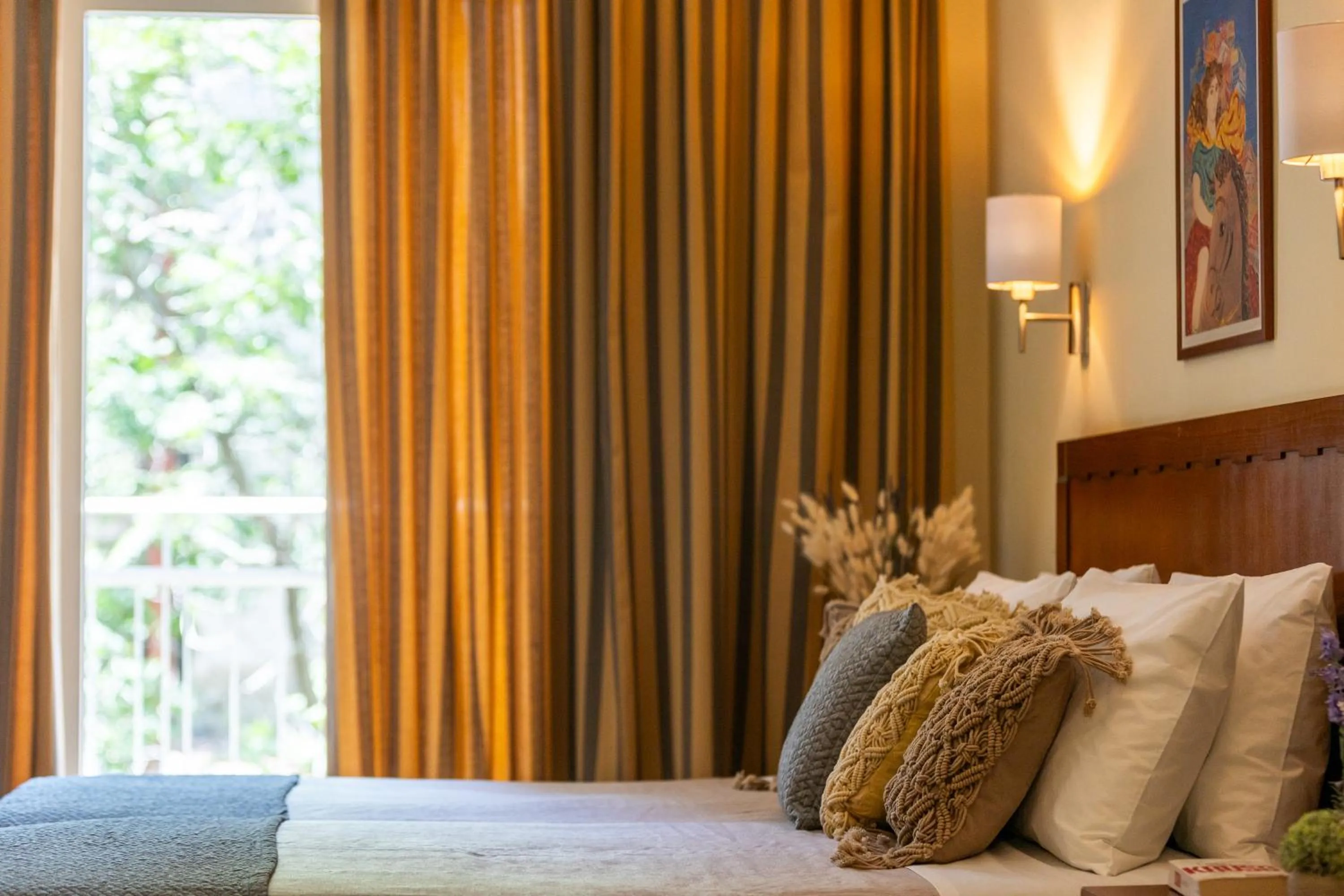 Property building, Bed in Hotel Marina