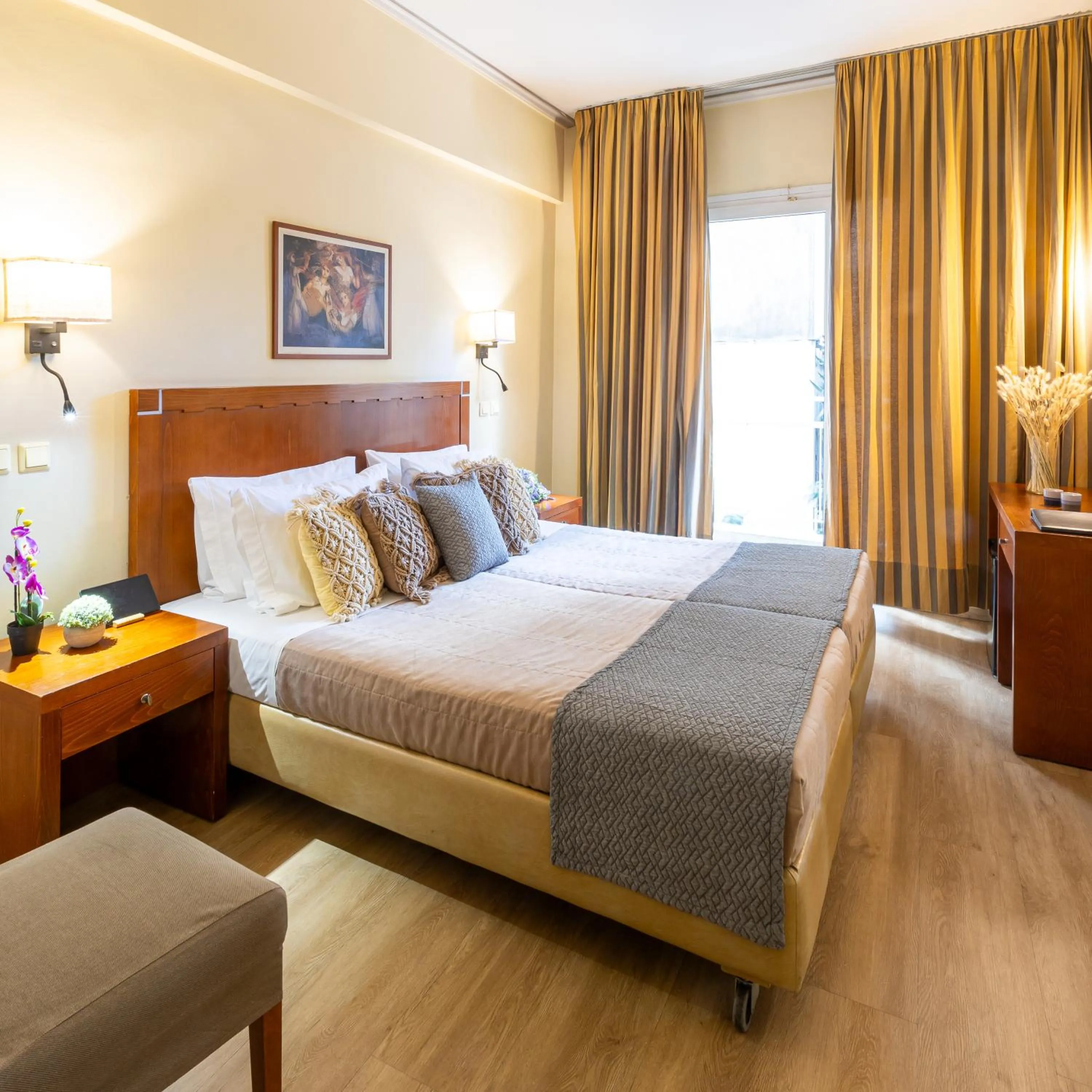 Property building, Bed in Hotel Marina