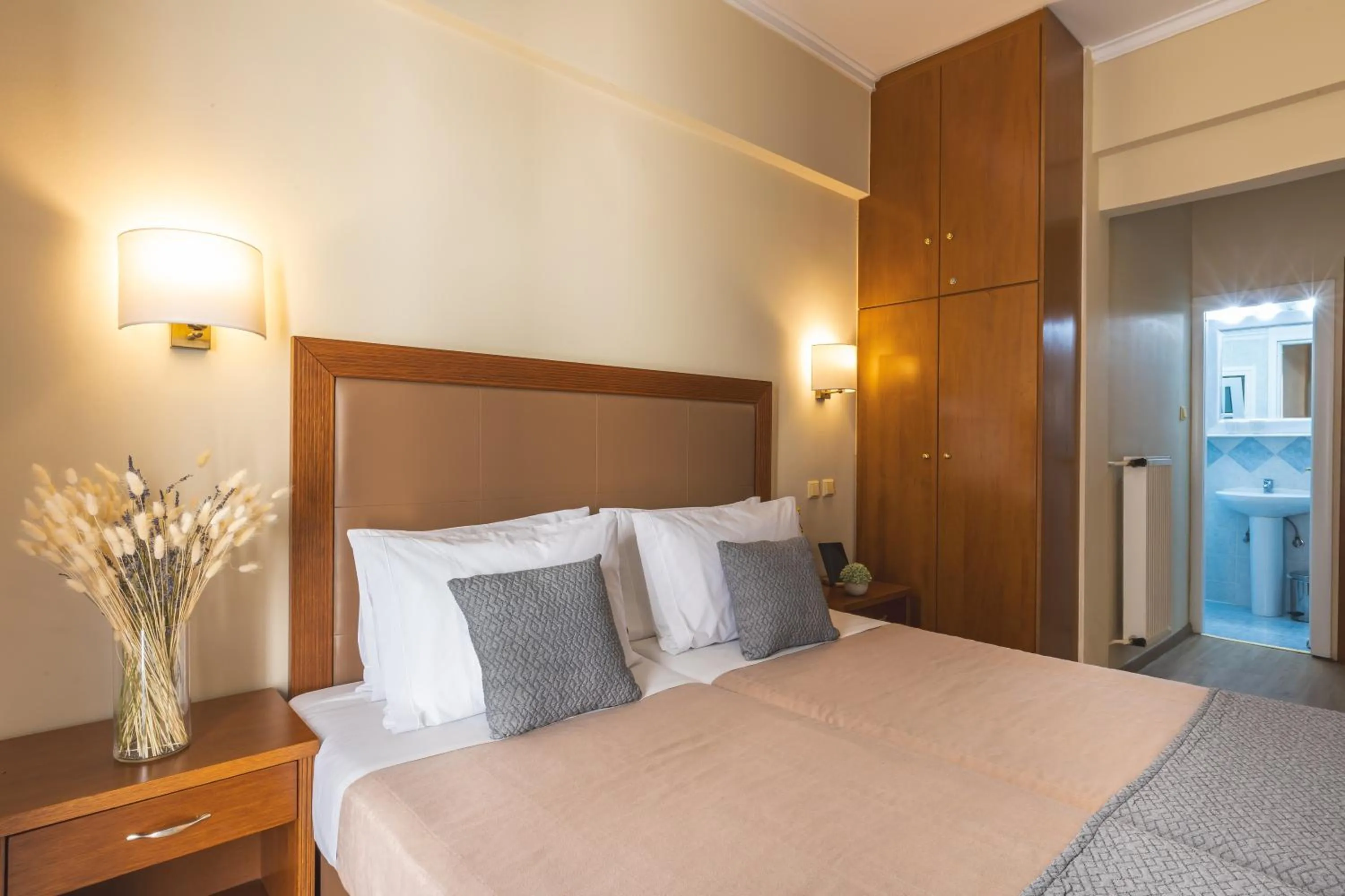 Property building, Bed in Hotel Marina