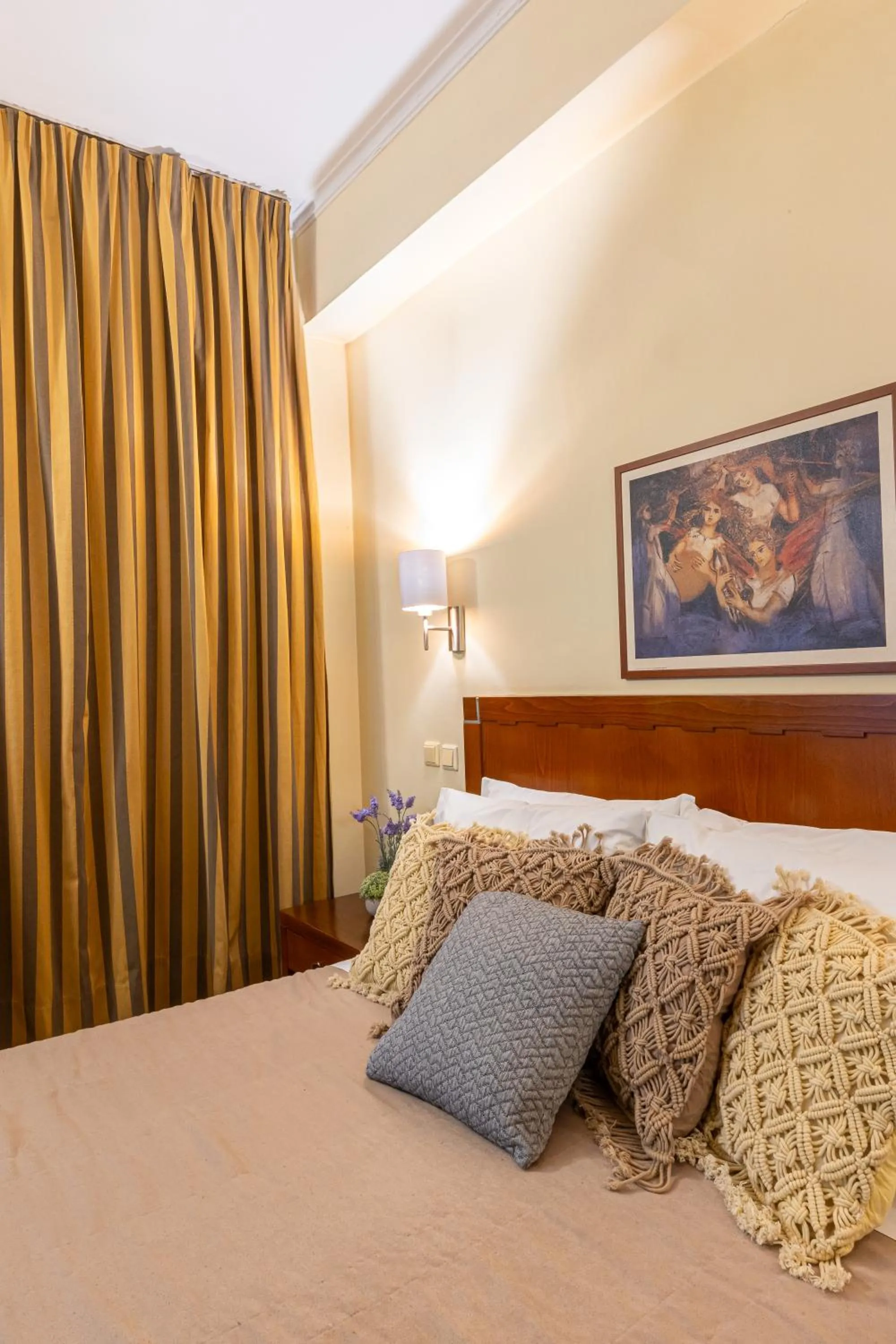 Property building, Bed in Hotel Marina