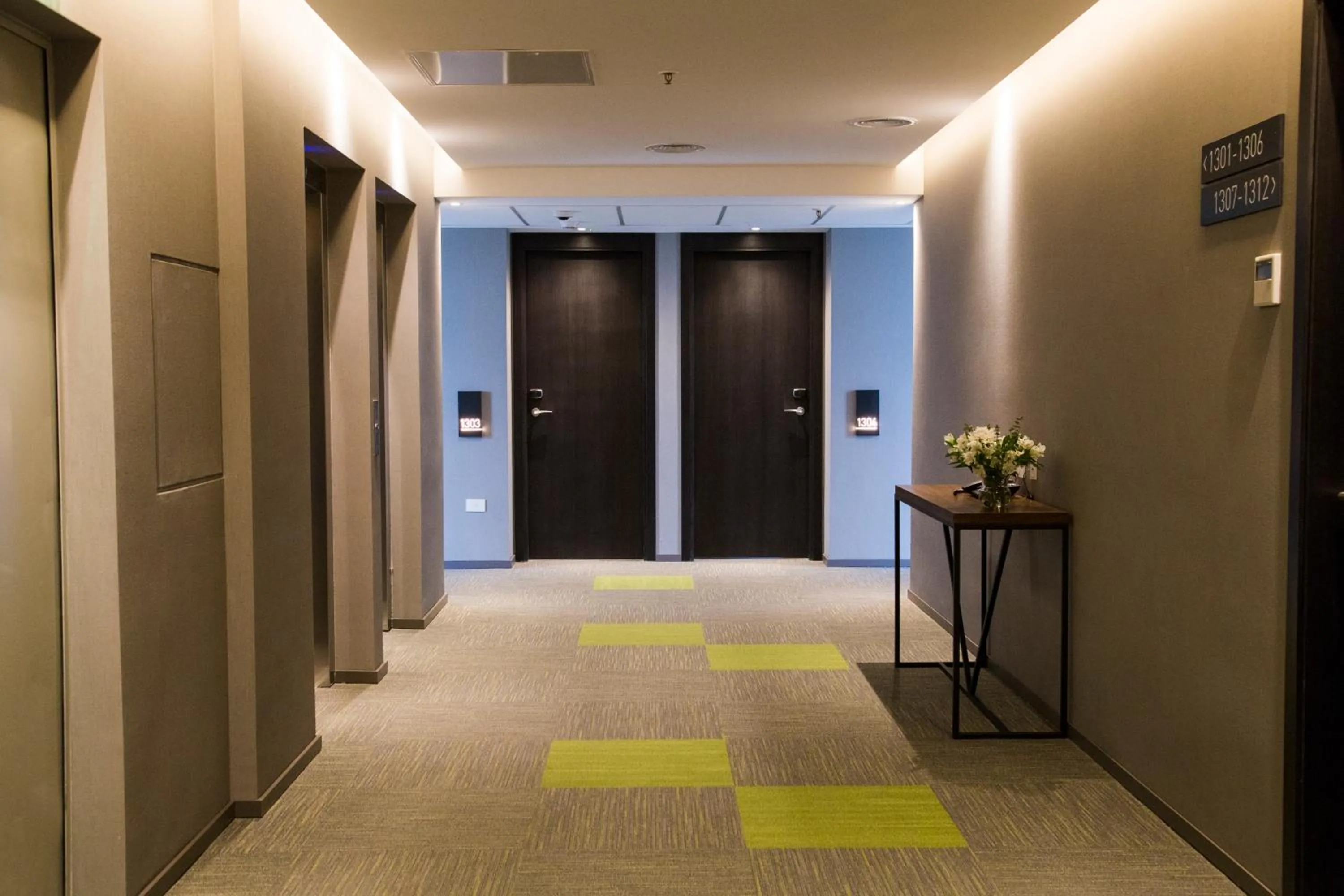 elevator in Hotel Land Plaza La Plata