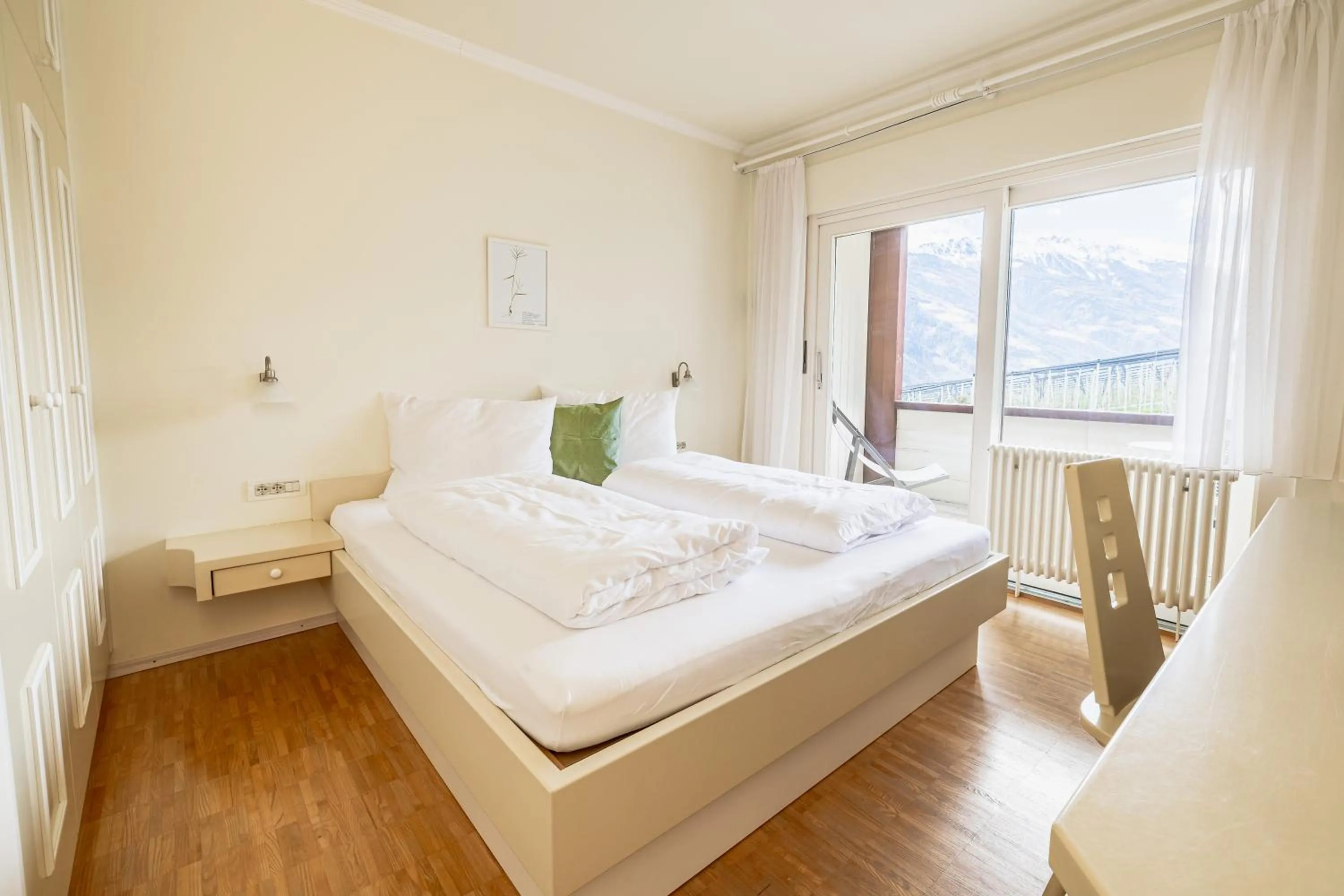 Bed in Wanda Apartments