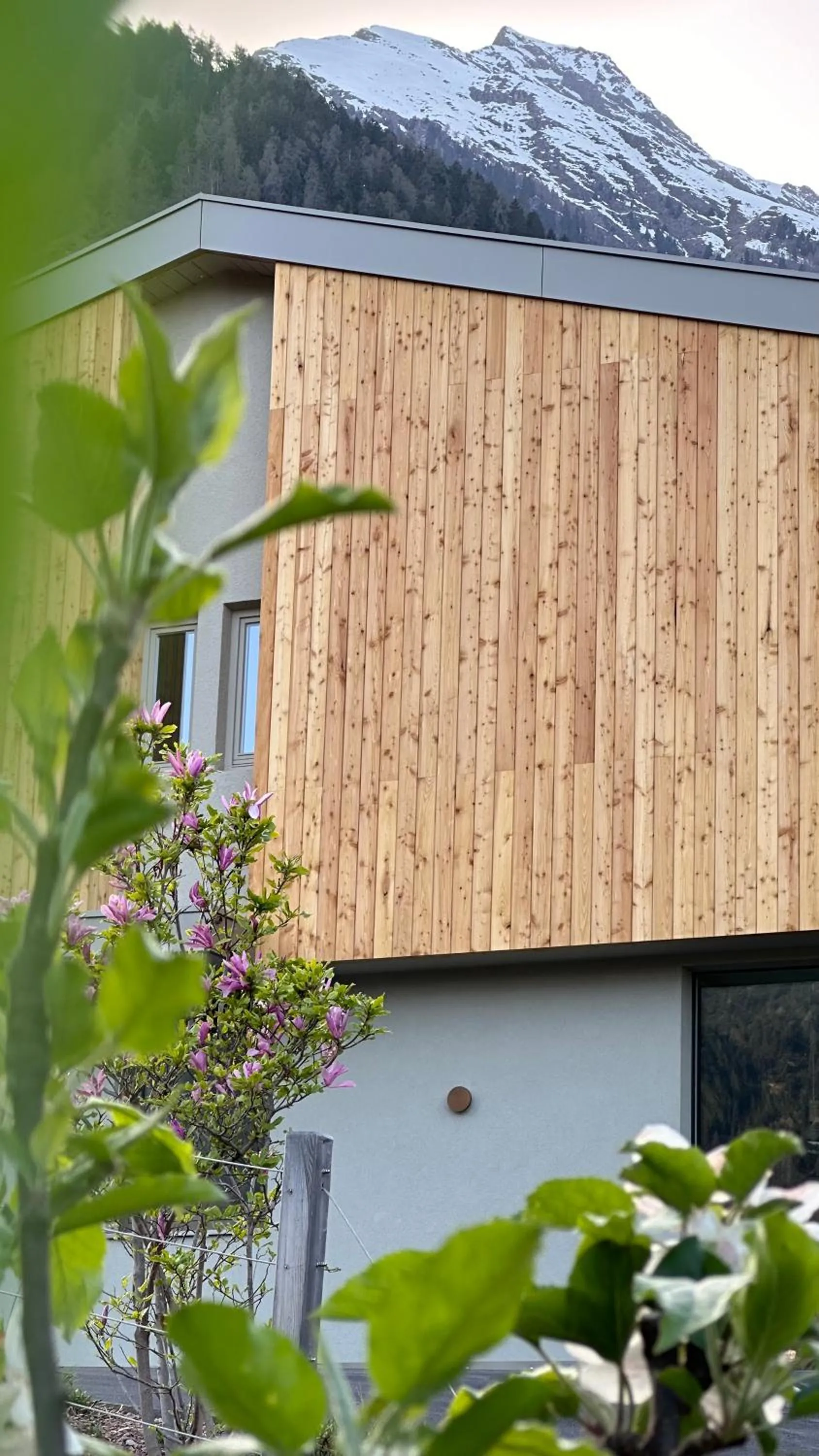 Property building in Wanda Apartments