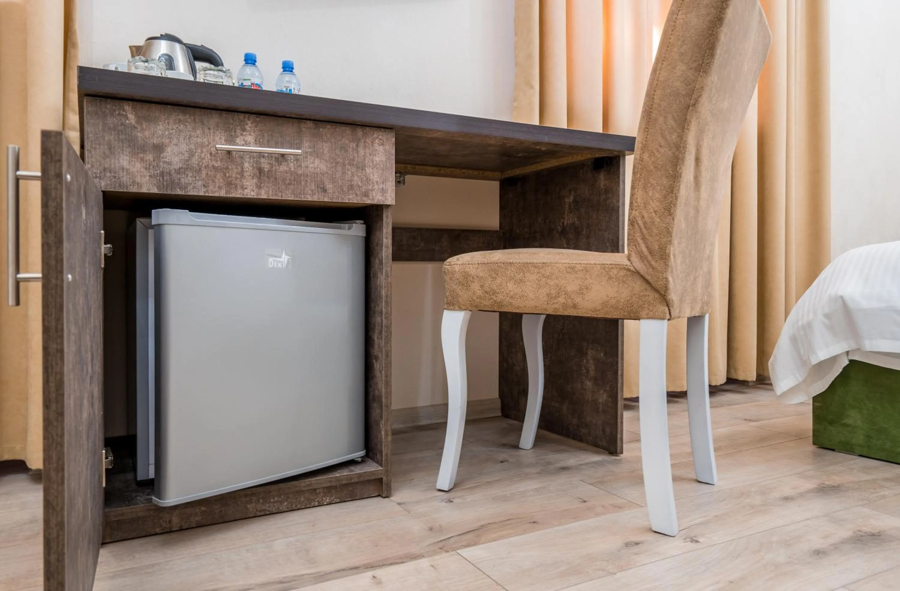 Kitchen or kitchenette in Golden Light Hotel