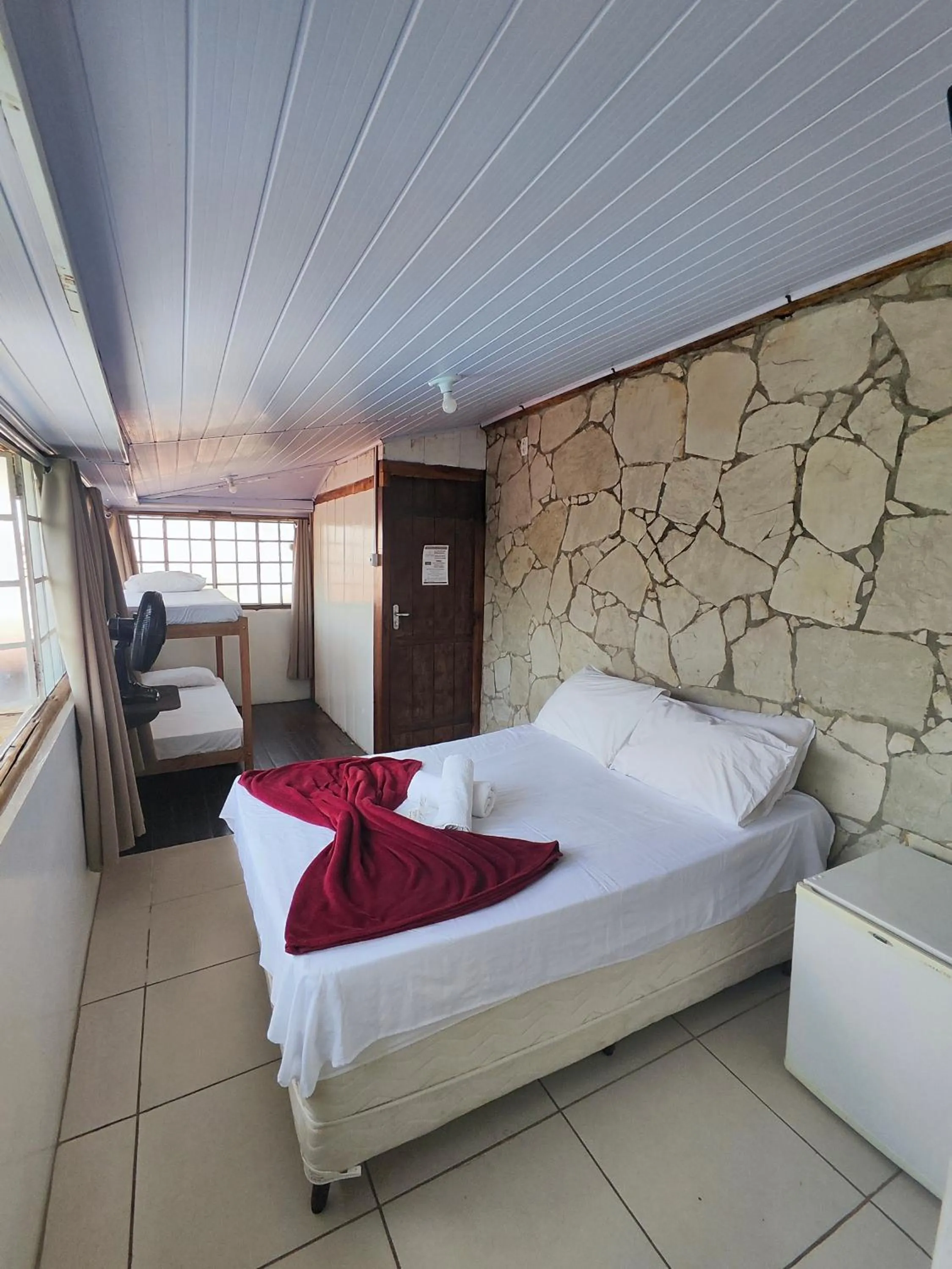 Suite with Pool View - single occupancy in Pousada Acayaca
