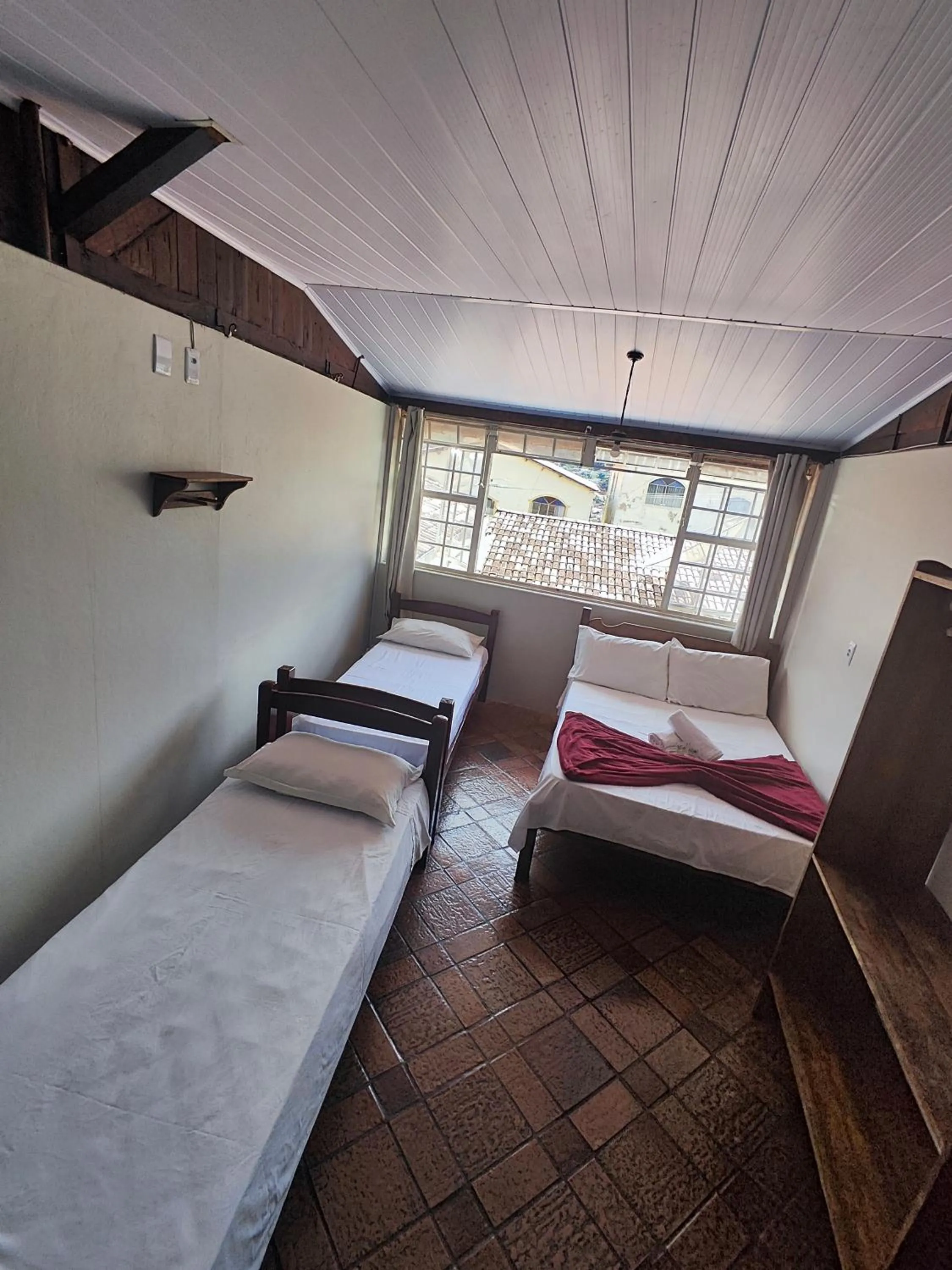 Quadruple Room with Mountain View - single occupancy in Pousada Acayaca