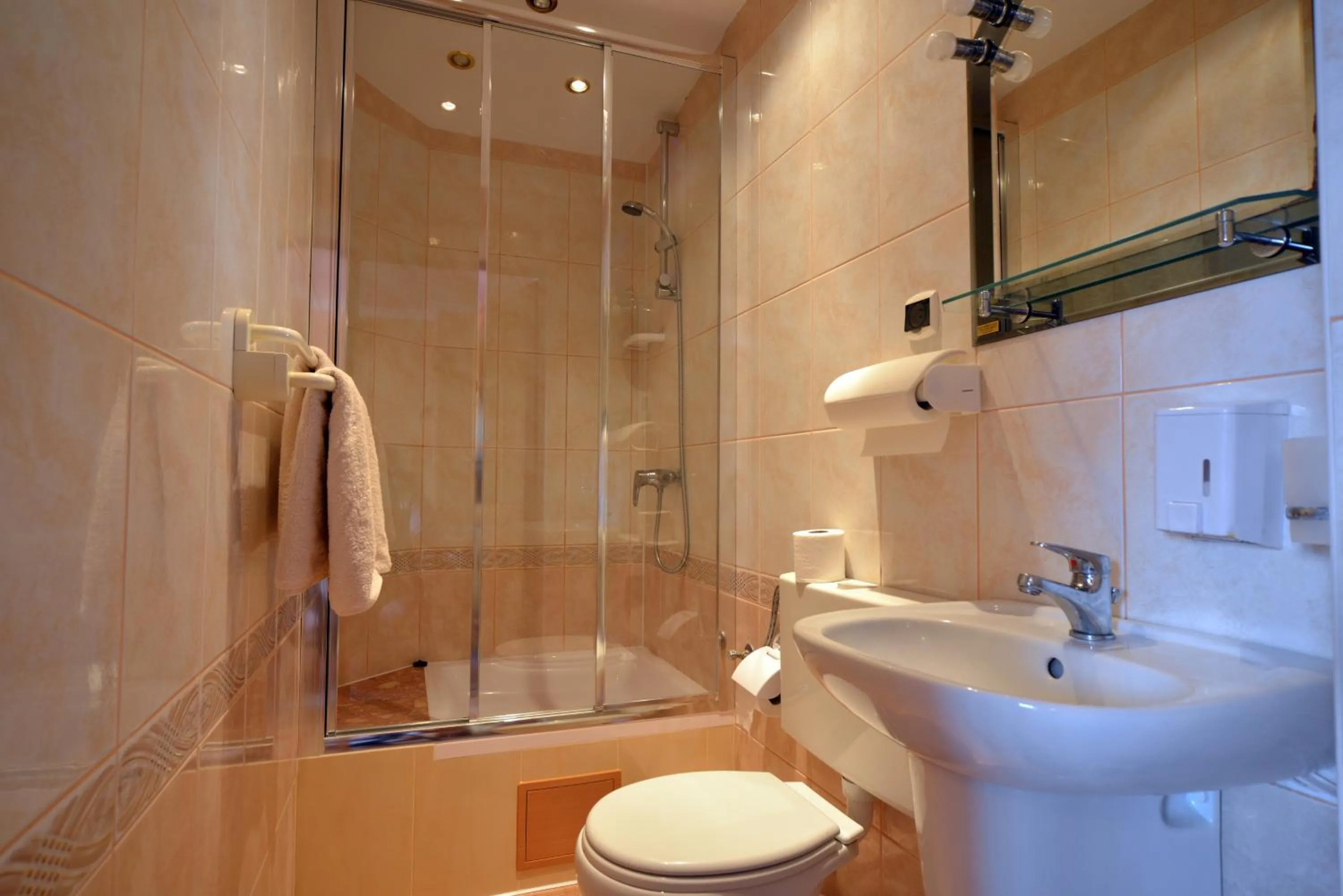 Bathroom in Casablanca Pokoje i Apartamenty