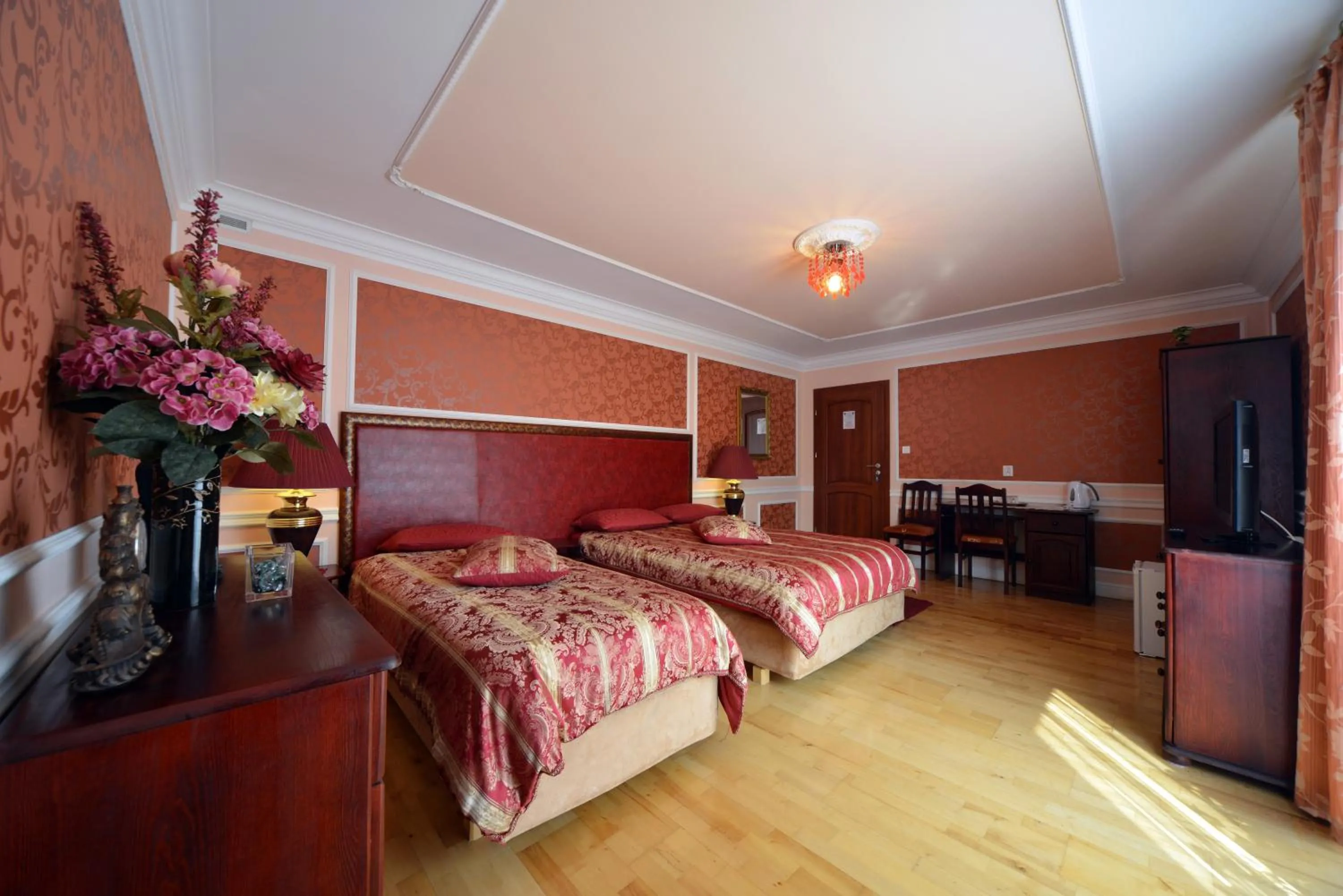 Photo of the whole room, Bed in Casablanca Pokoje i Apartamenty
