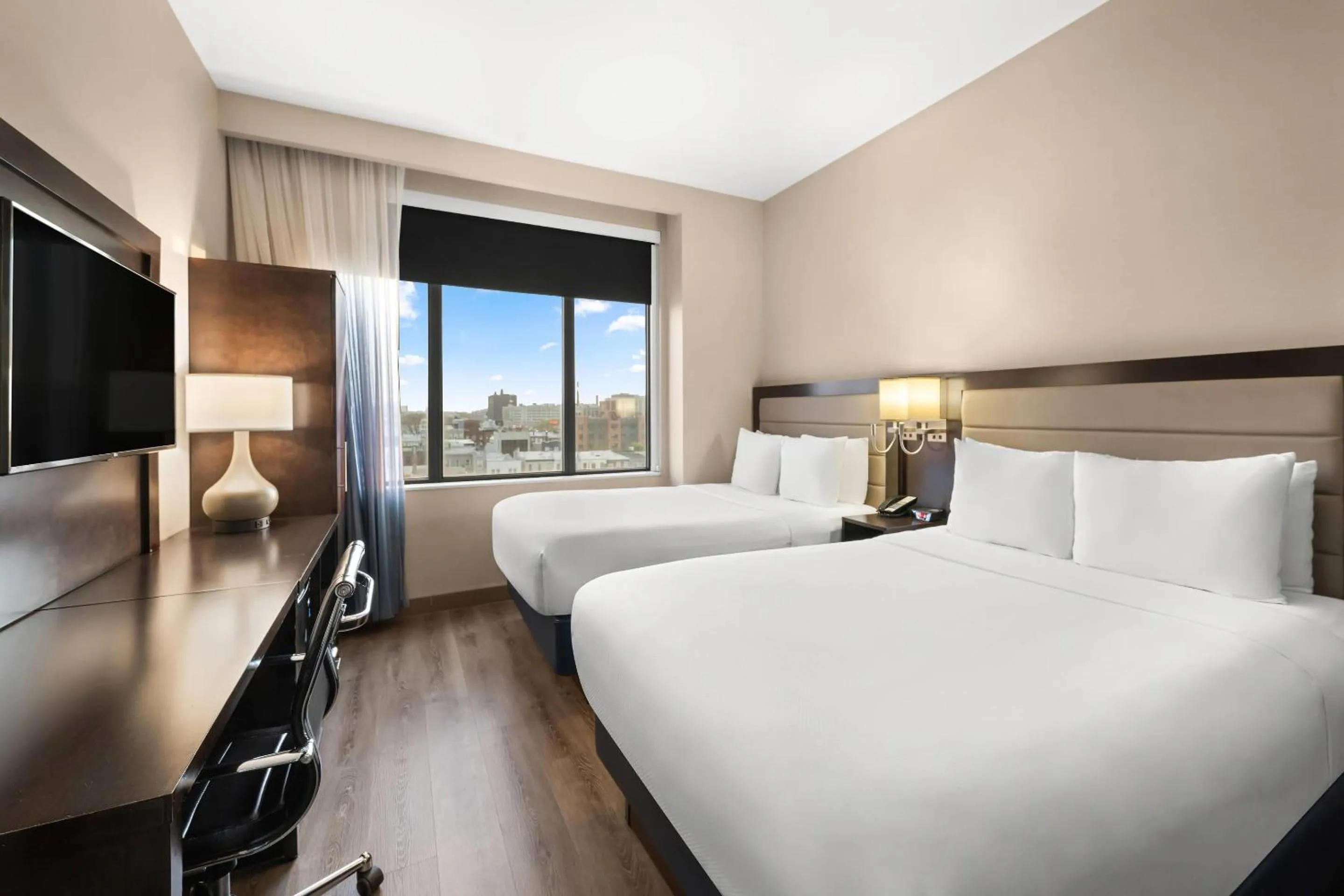 Bedroom, Bed in Comfort Inn Prospect Park-Brooklyn