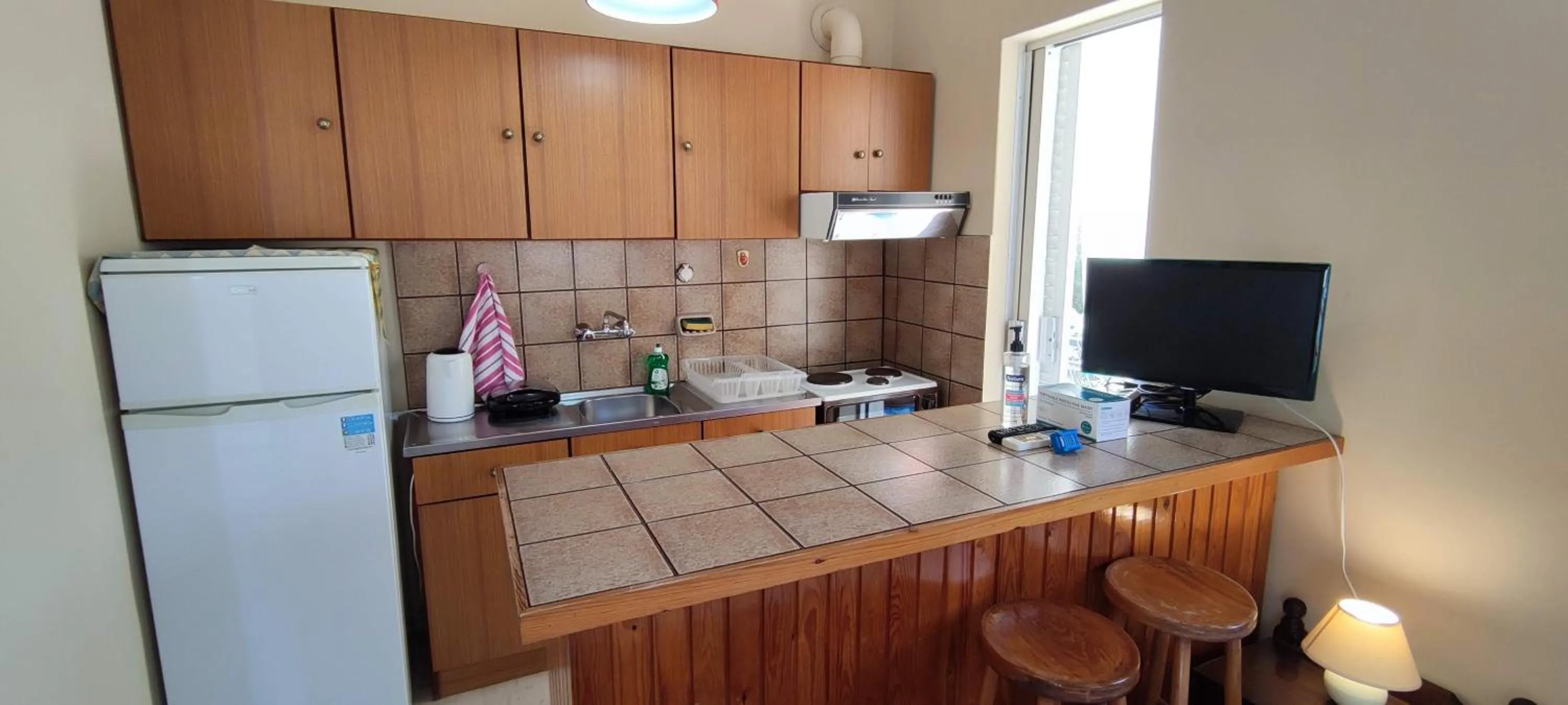 Kitchen or kitchenette in Anna Studio and Apartments