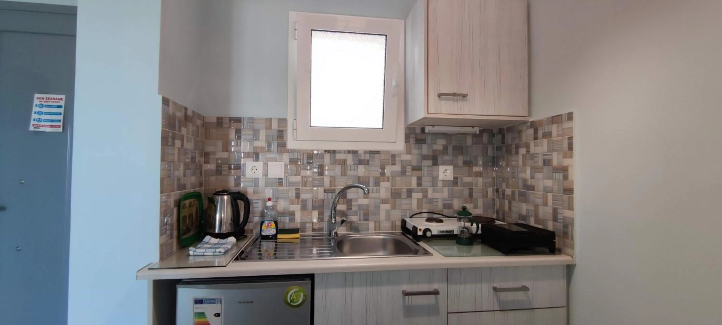 Coffee/tea facilities in Anna Studio and Apartments