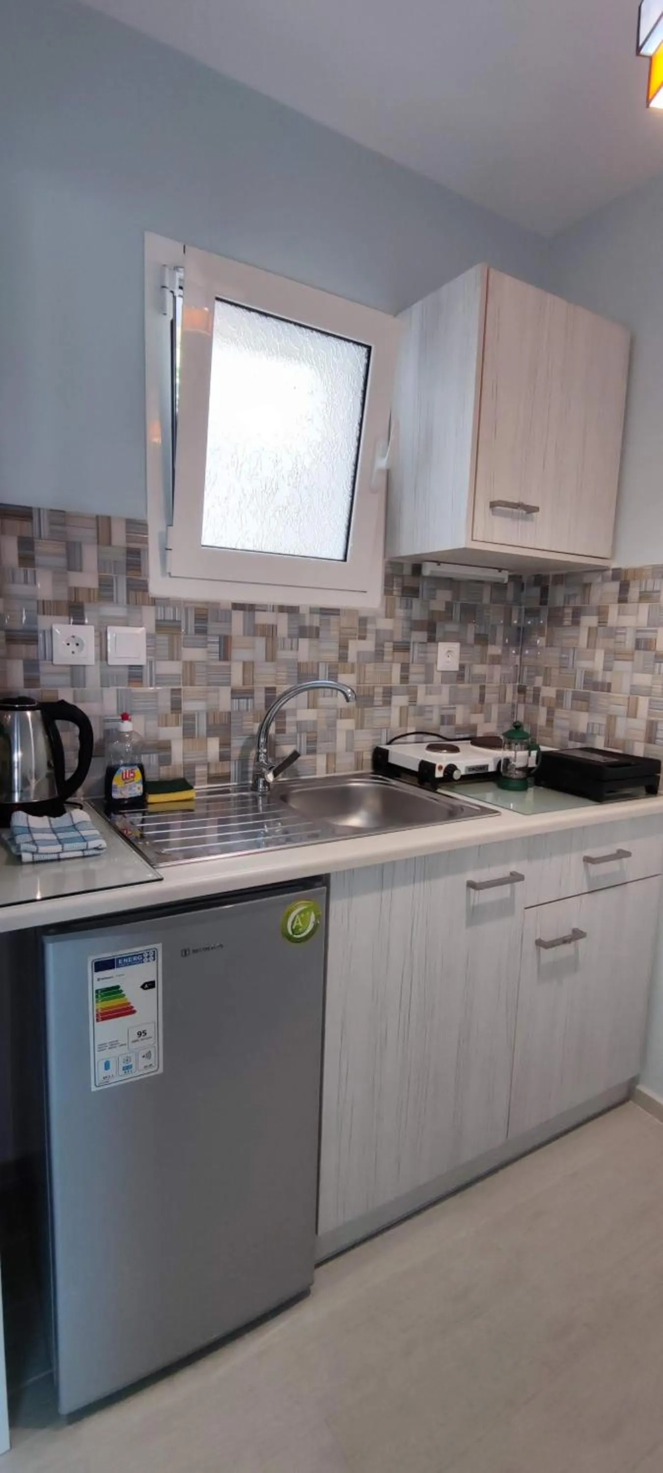 Kitchen or kitchenette in Anna Studio and Apartments