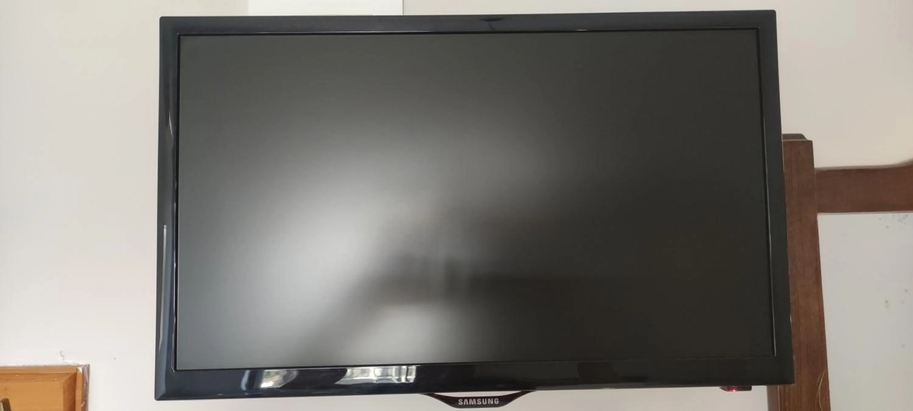 TV and multimedia in Anna Studio and Apartments