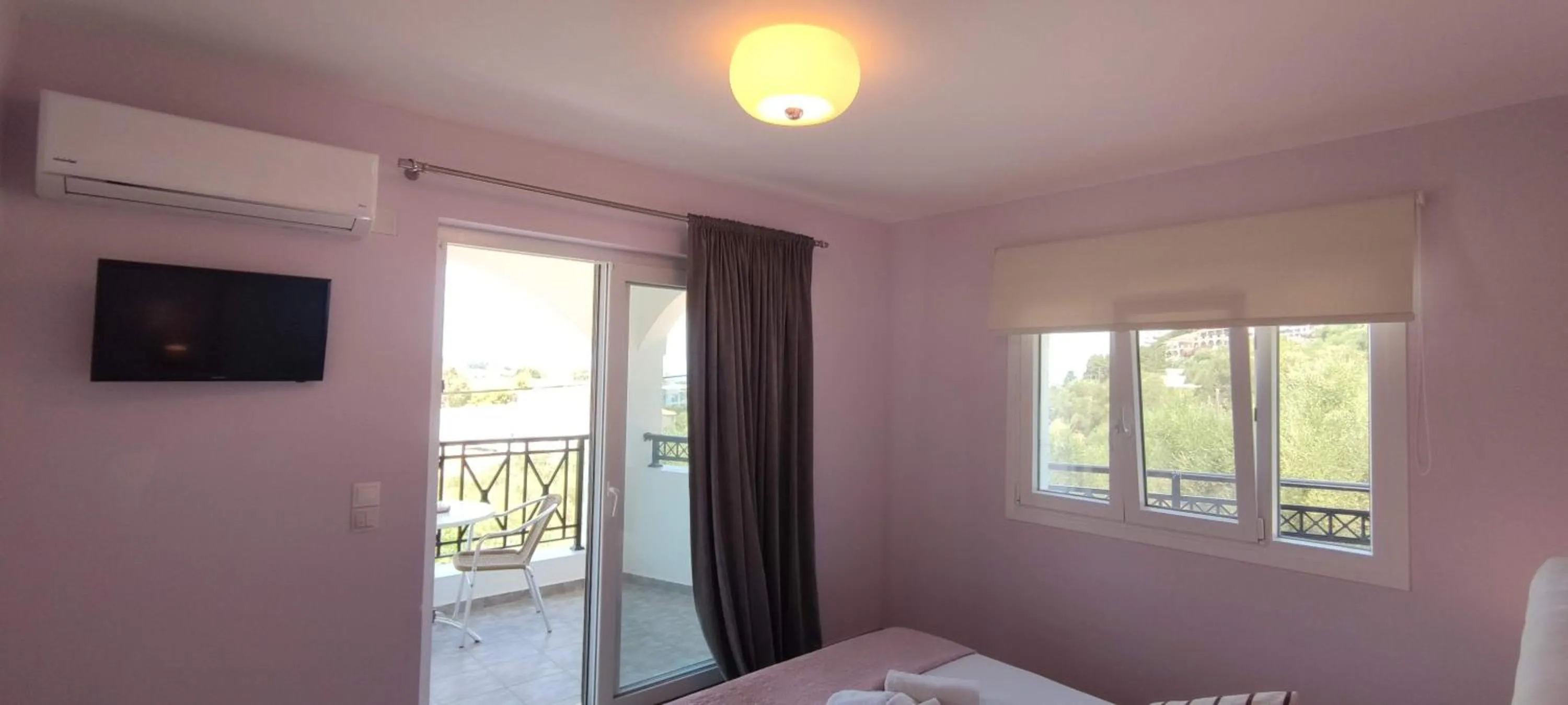 TV and multimedia, Bed in Anna Studio and Apartments