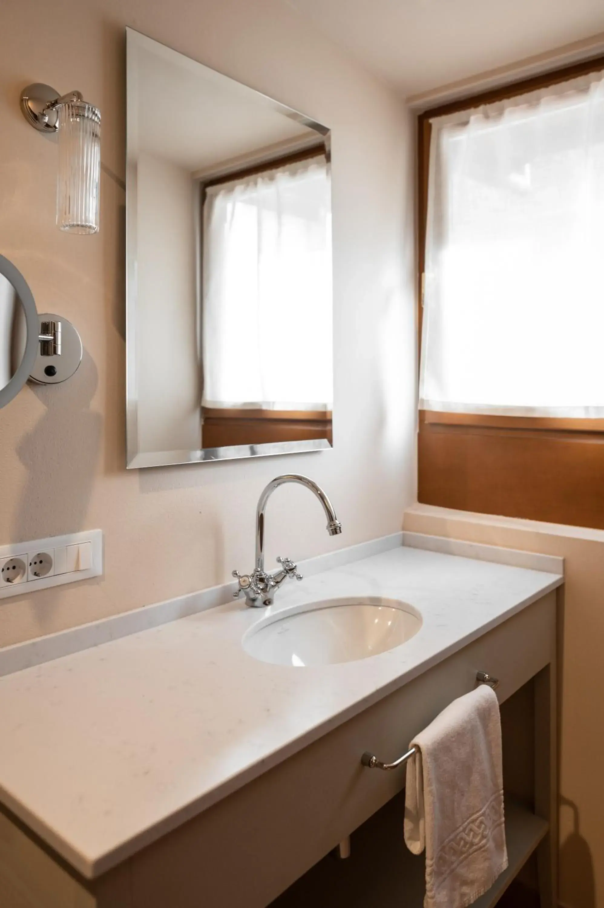 Deluxe Double Room with Balcony in Leuchtenburg am See Deluxe Double Room with Balcony in Leuchtenburg am See