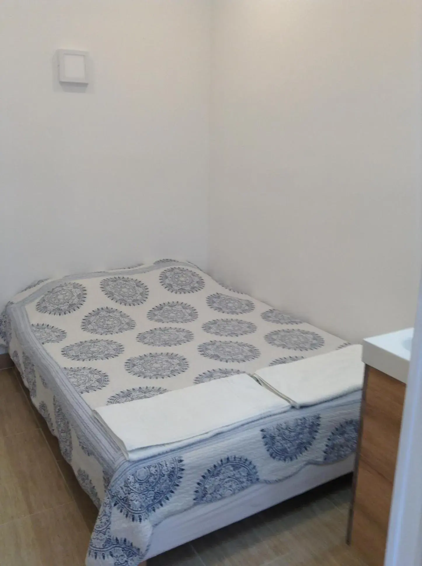 Quadruple Room with Private Bathroom in Hôtel Richard Quadruple Room with Private Bathroom in Hôtel Richard