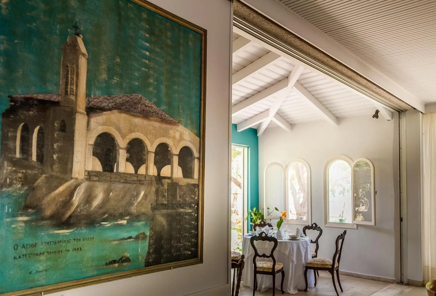 Restaurant/places to eat in Mimoza Beach