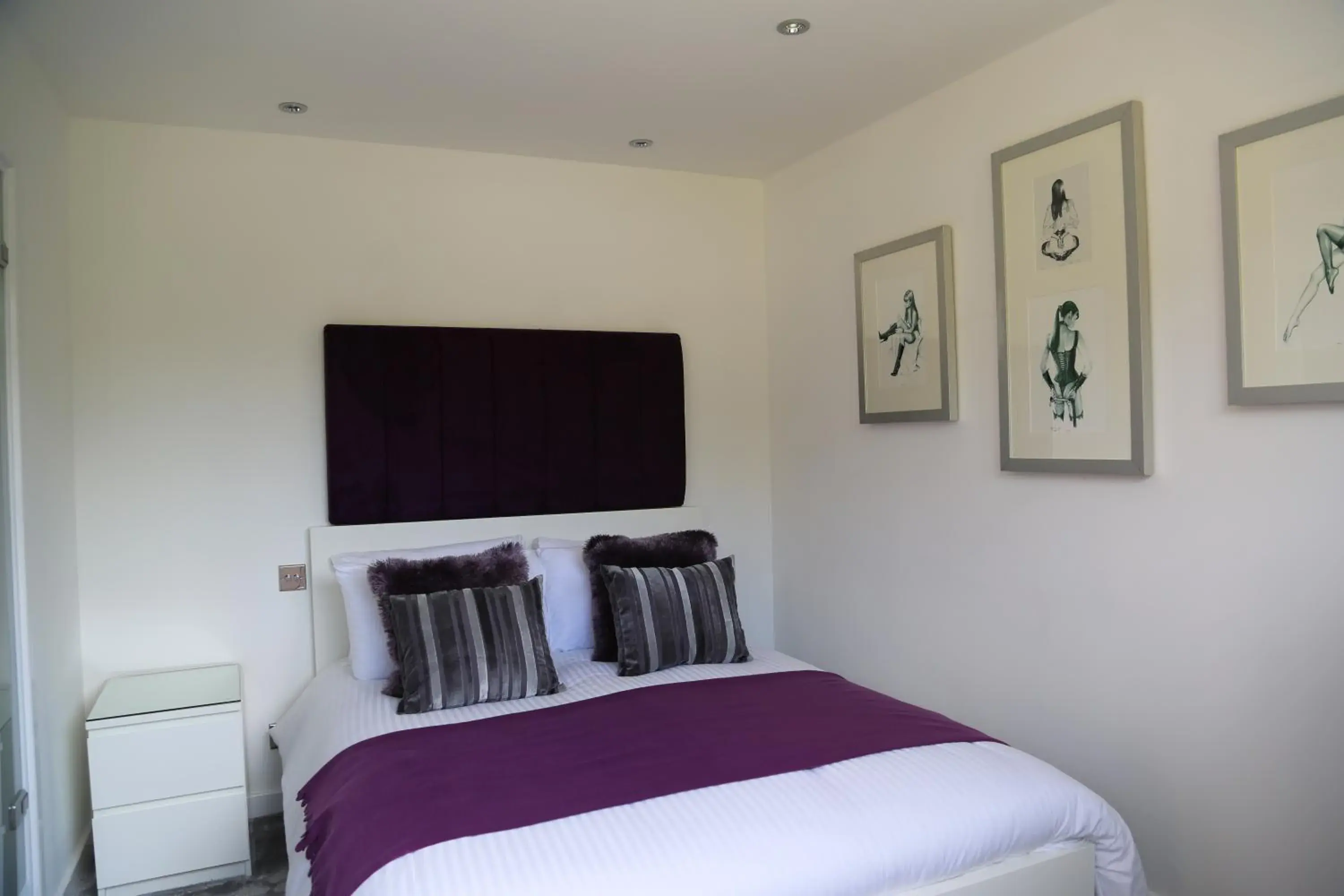 Bed in Who'd A Thought It Bed in Who'd A Thought It