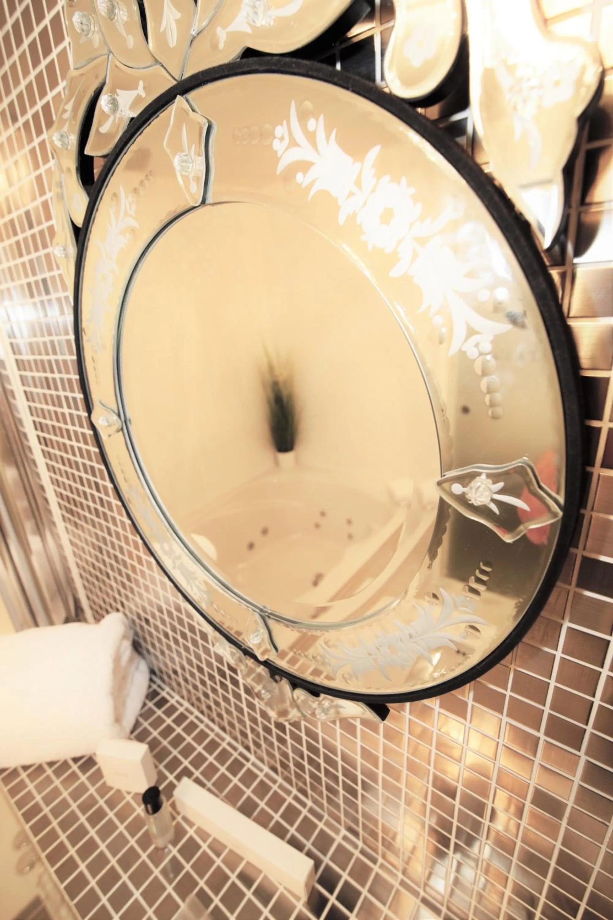 Decorative detail in Who'd A Thought It